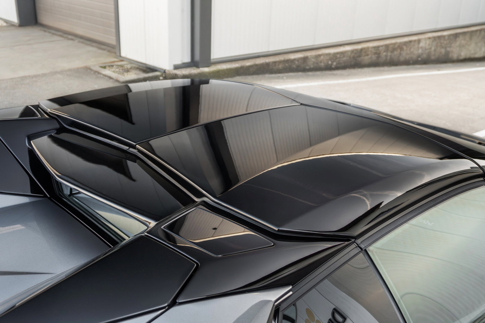 Lamborghini Aventador LP700-4