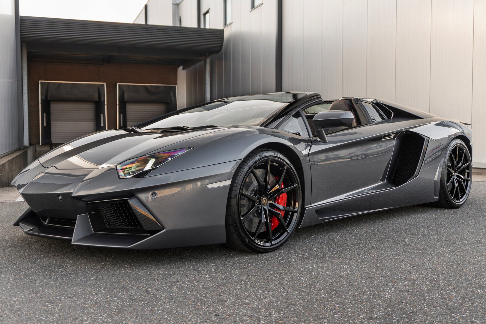 Lamborghini Aventador LP700-4