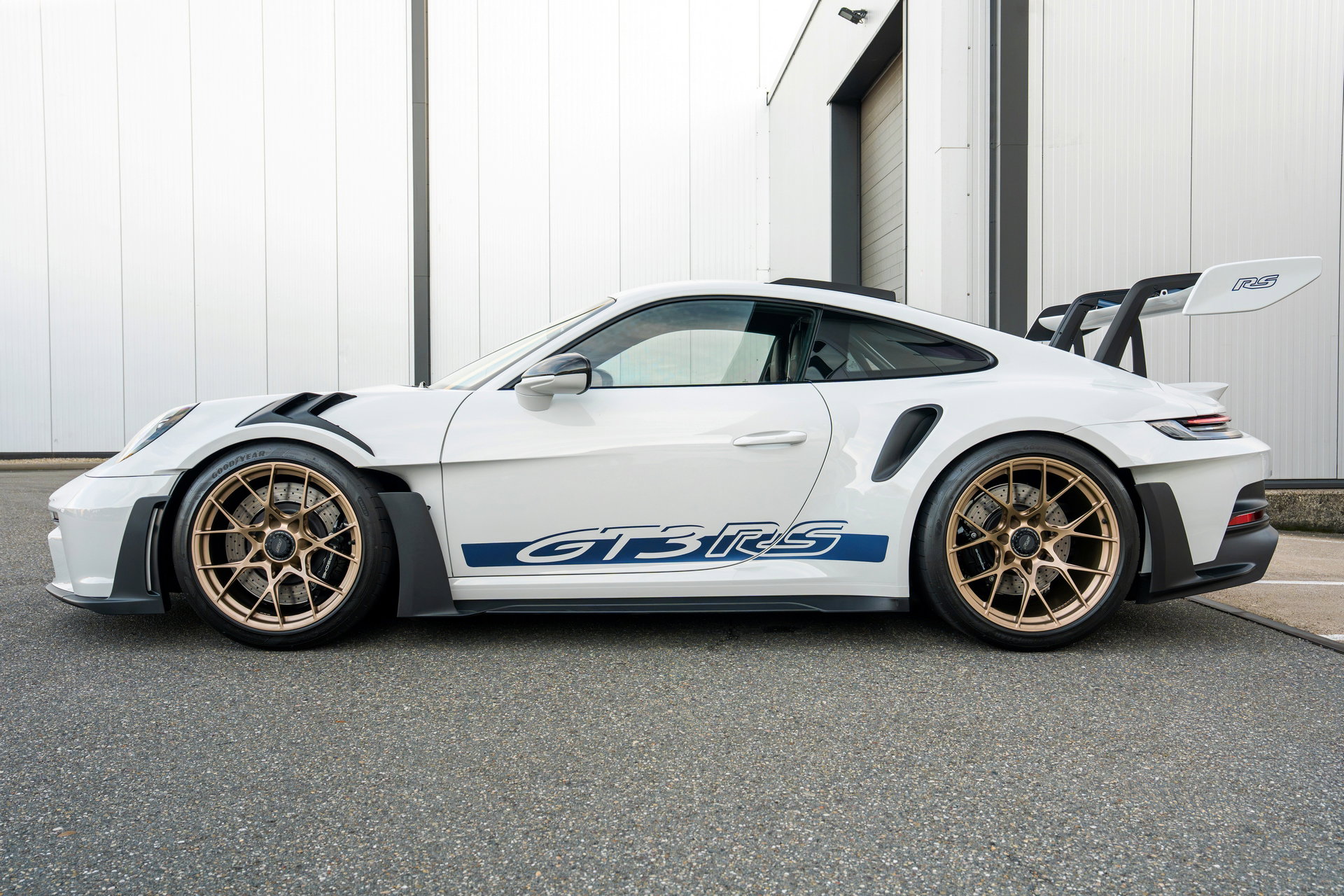 Porsche 911 (992) GT3 RS