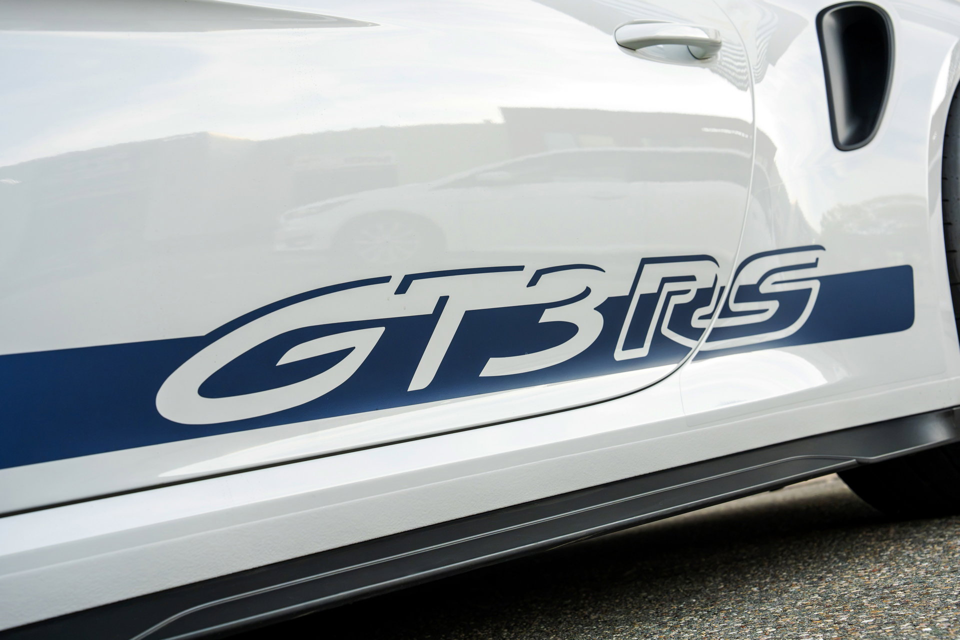 Porsche 911 (992) GT3 RS