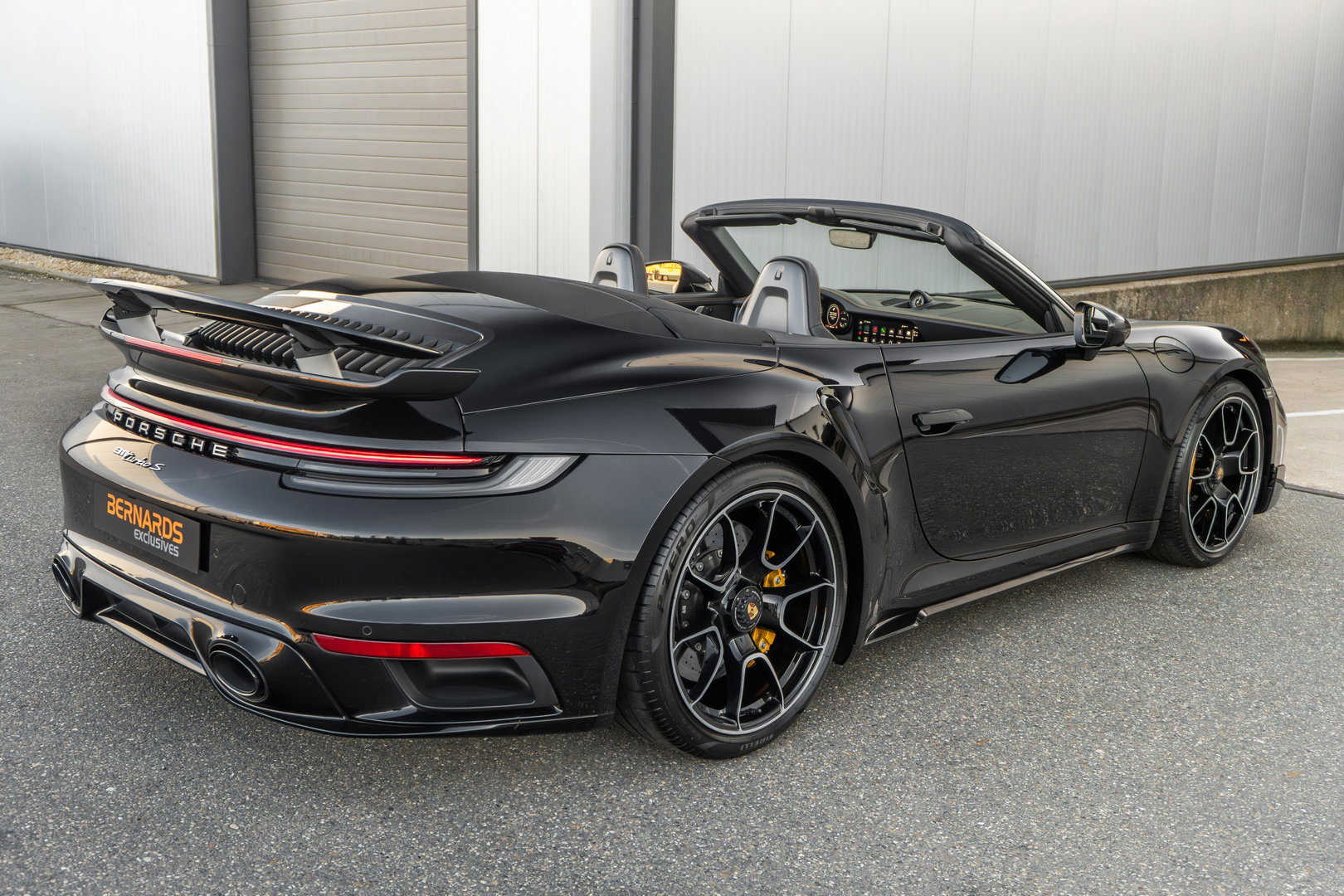 Porsche 911 (992) Turbo S Cabriolet
