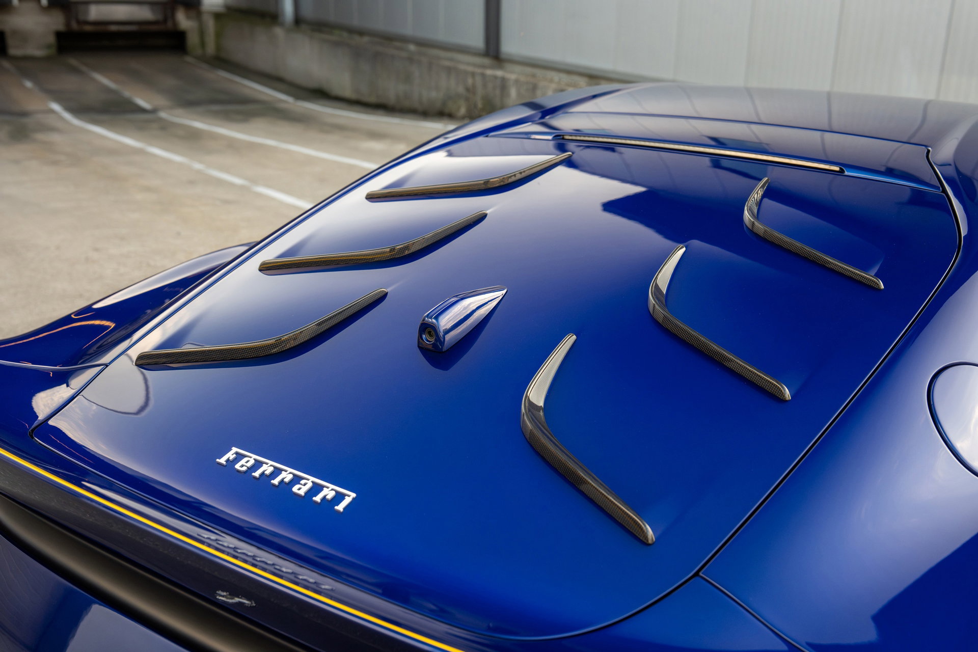 Ferrari 812 Competizione