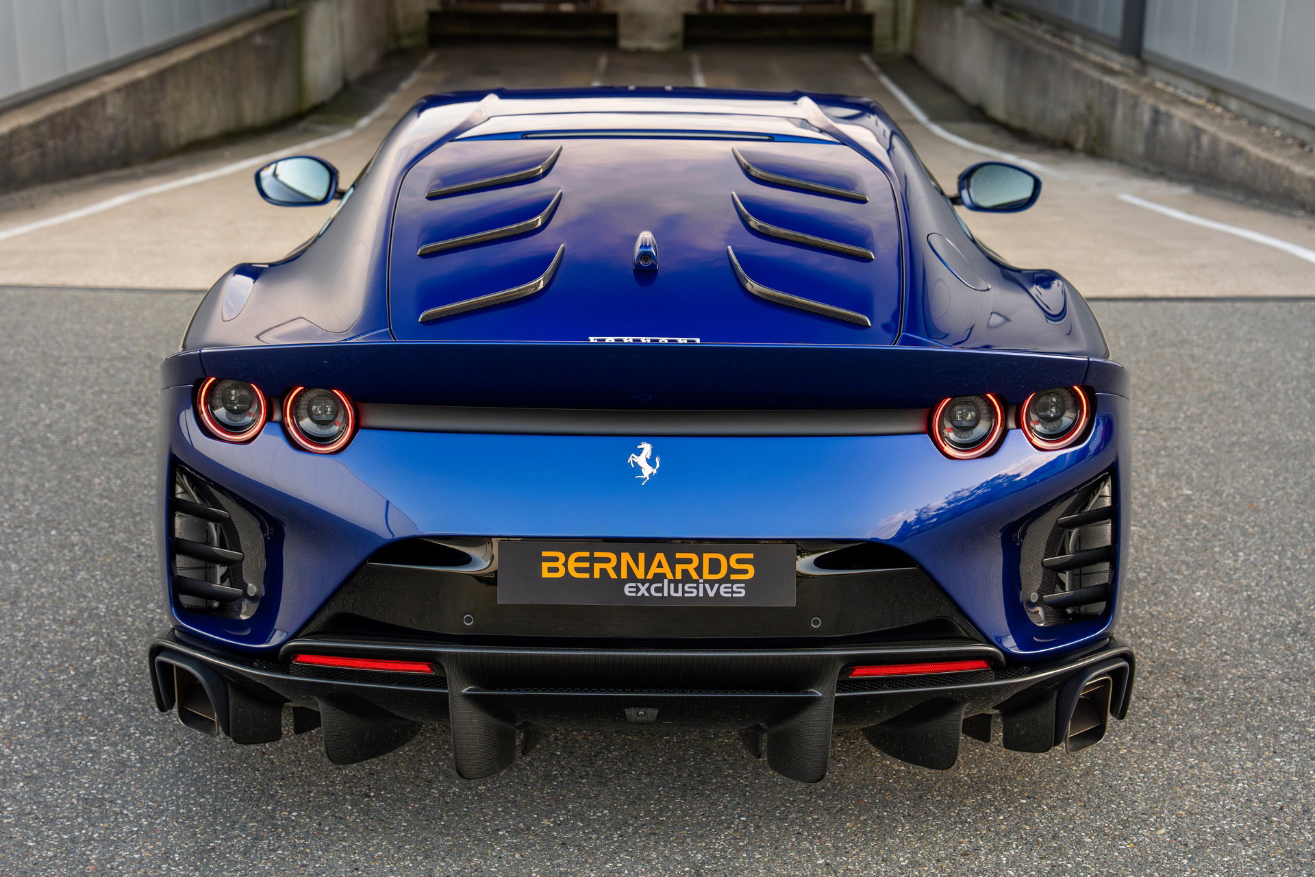 Ferrari 812 Competizione
