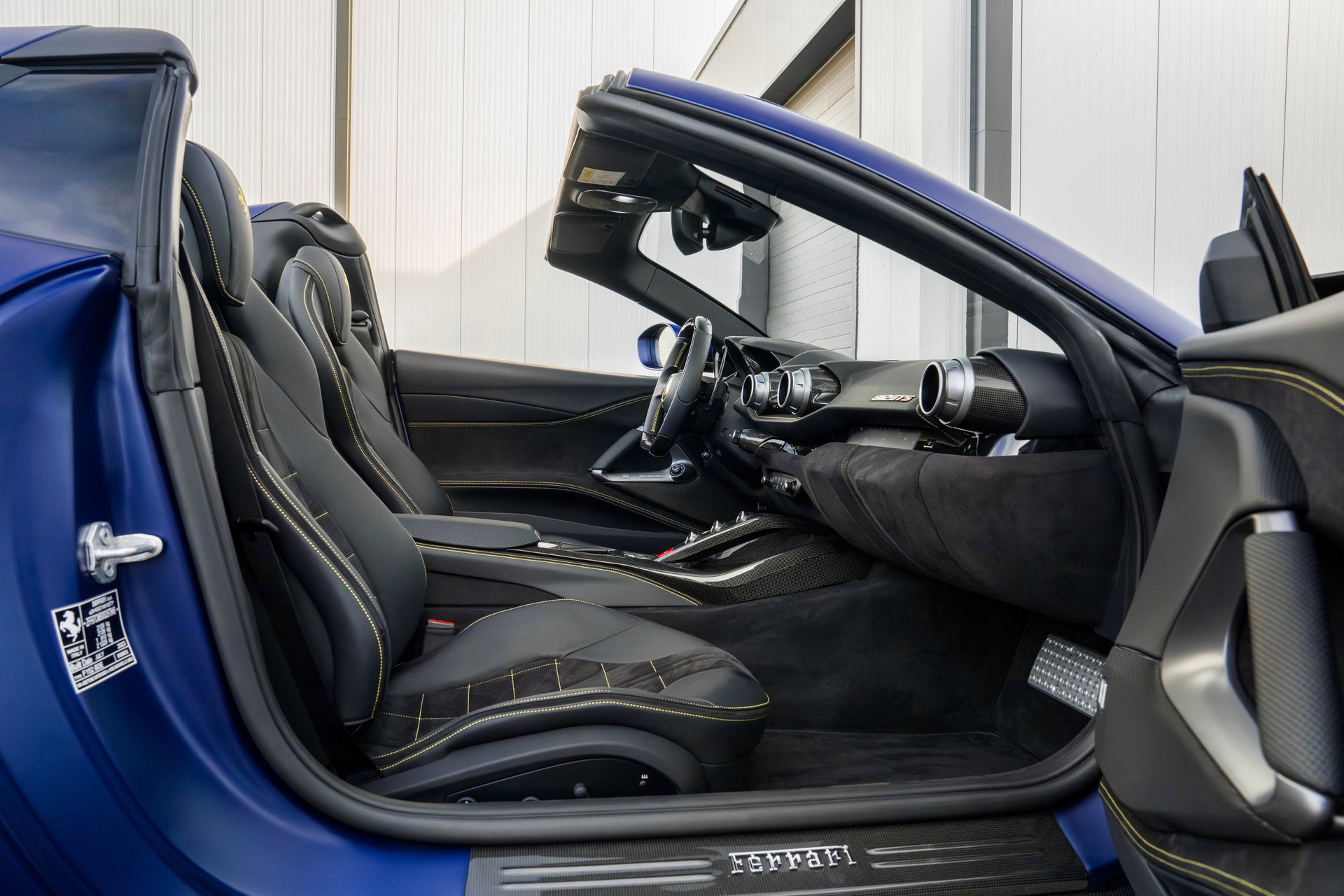 Ferrari 812 GTS
