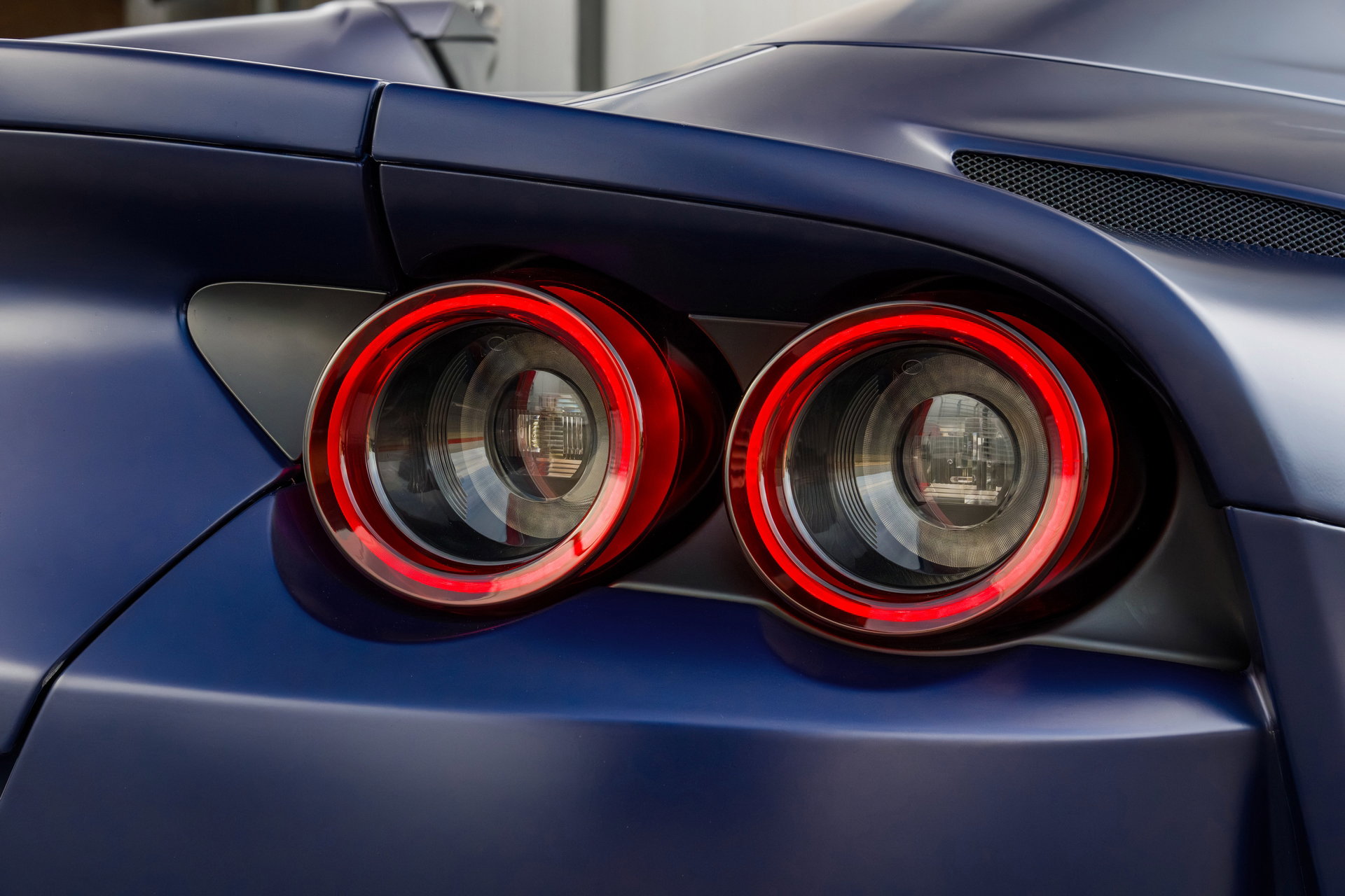 Ferrari 812 GTS