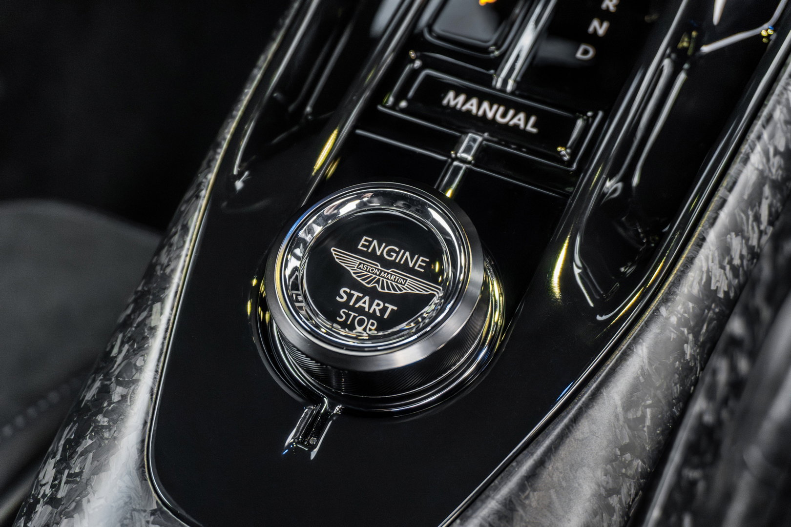 Aston Martin Valhalla