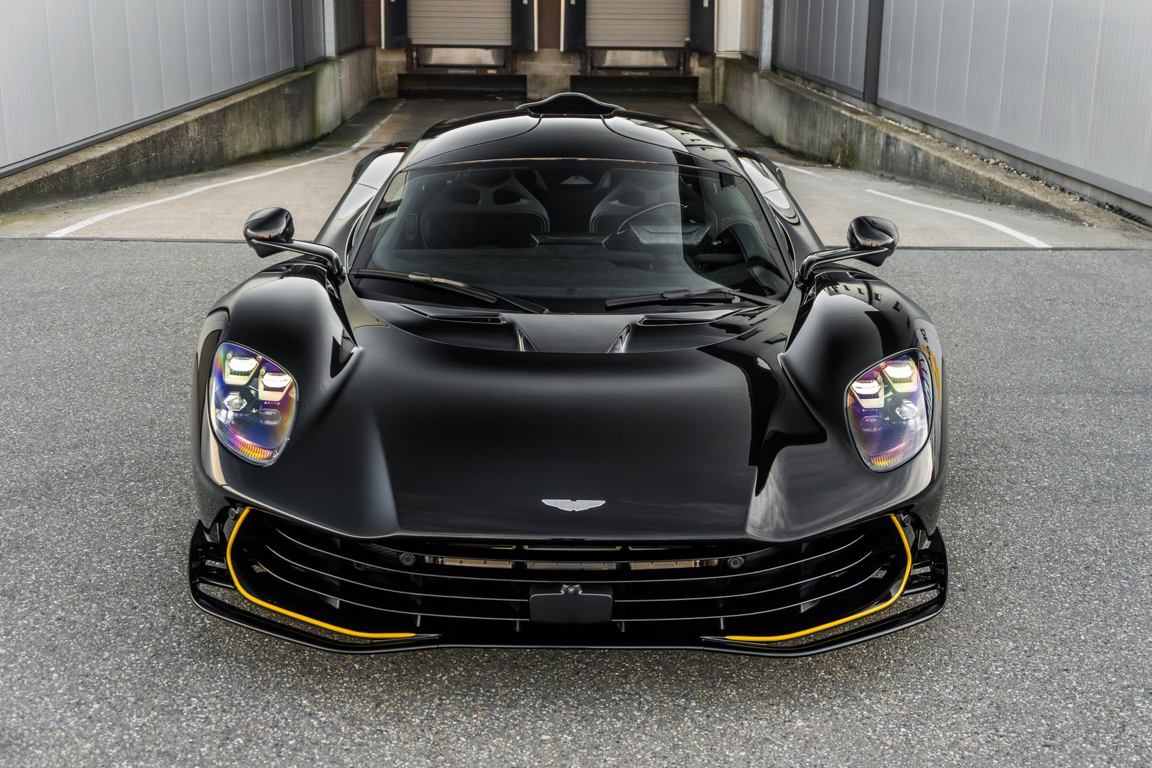 Aston Martin Valhalla