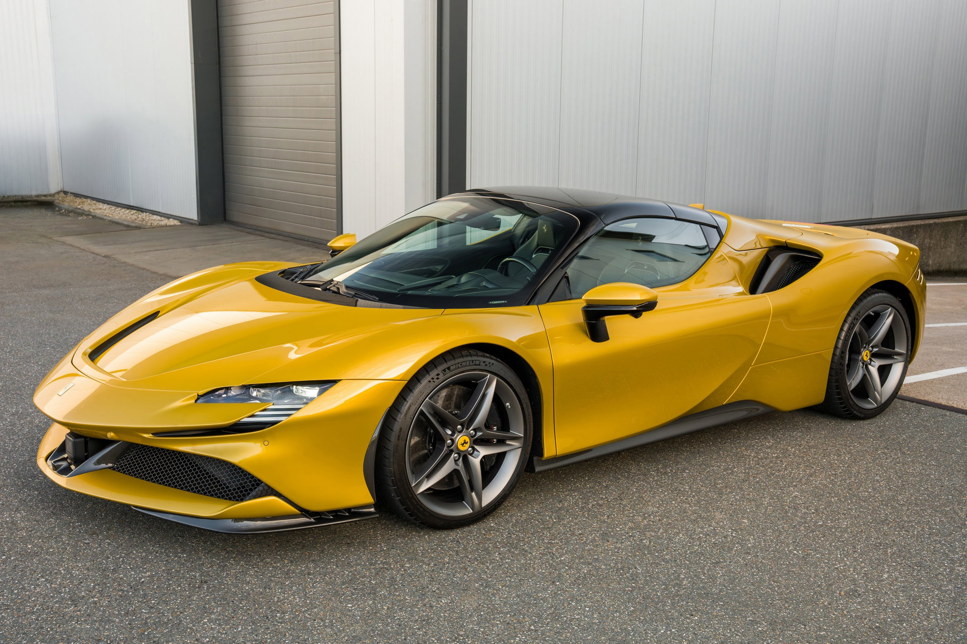 Ferrari SF90 Spider