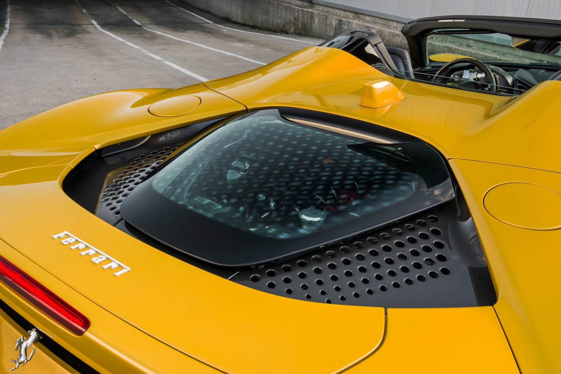 Ferrari SF90 Spider