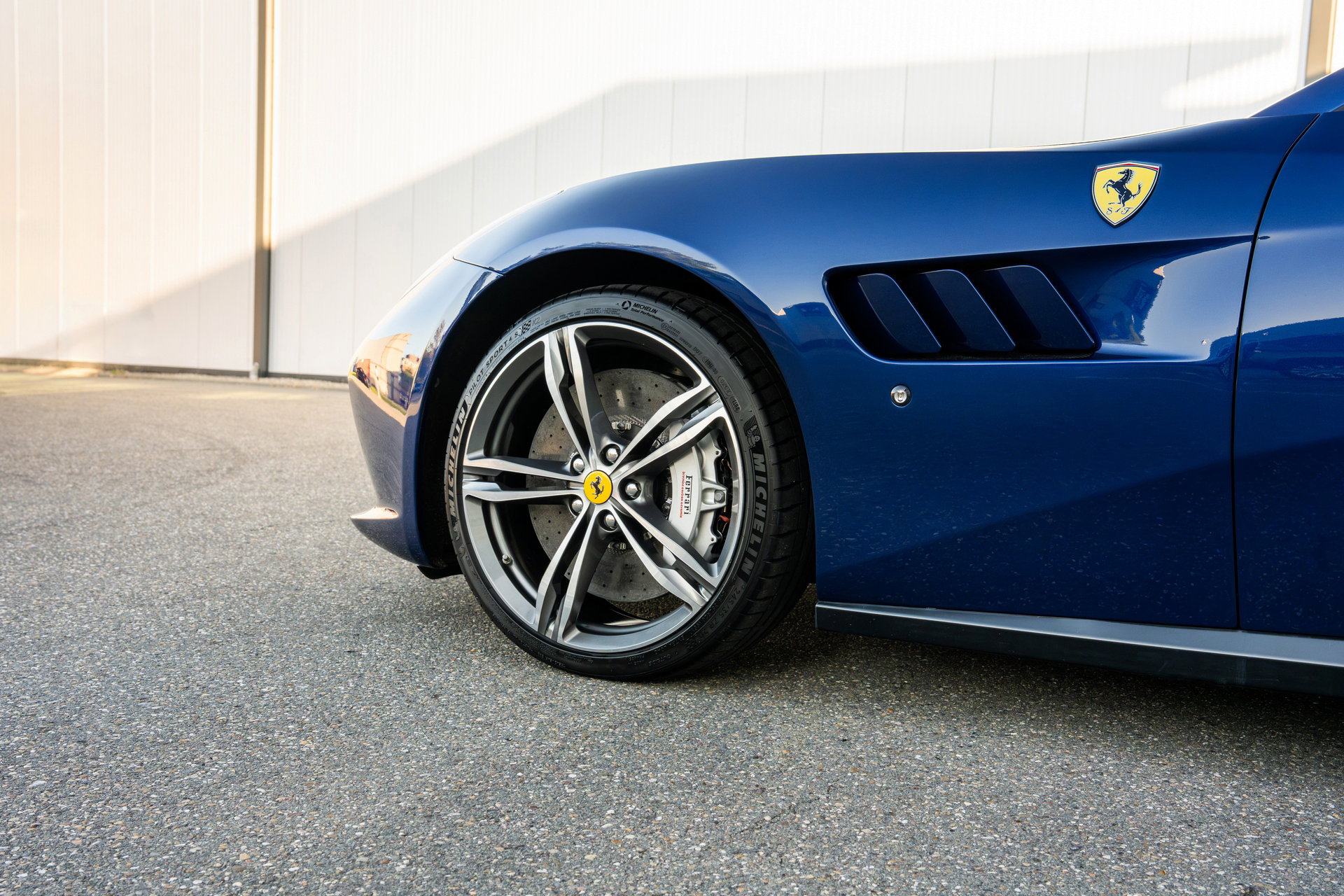 Ferrari GTC4Lusso 6.3 V12
