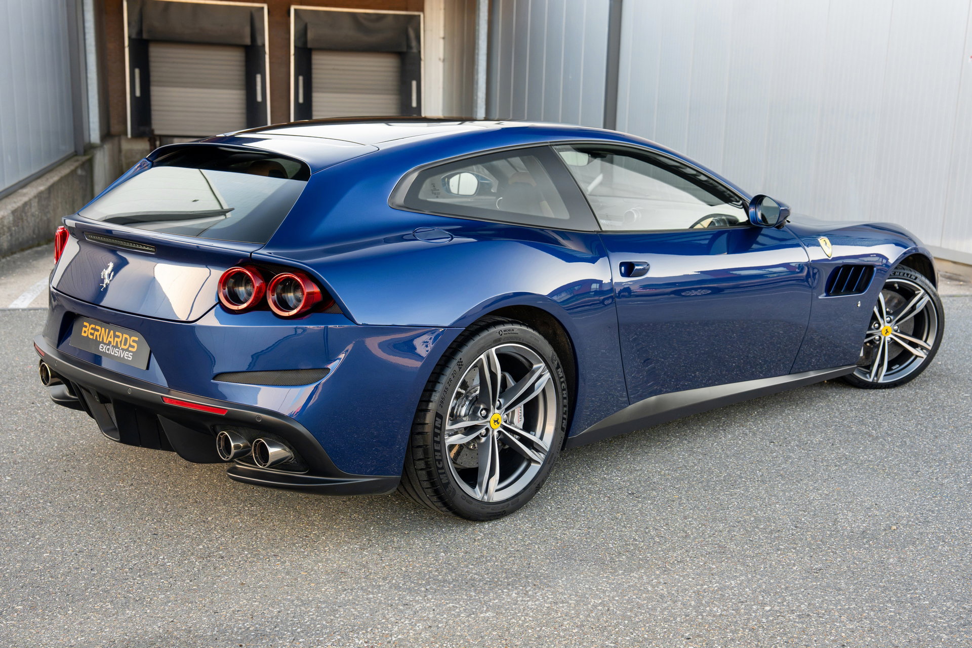 Ferrari GTC4Lusso 6.3 V12