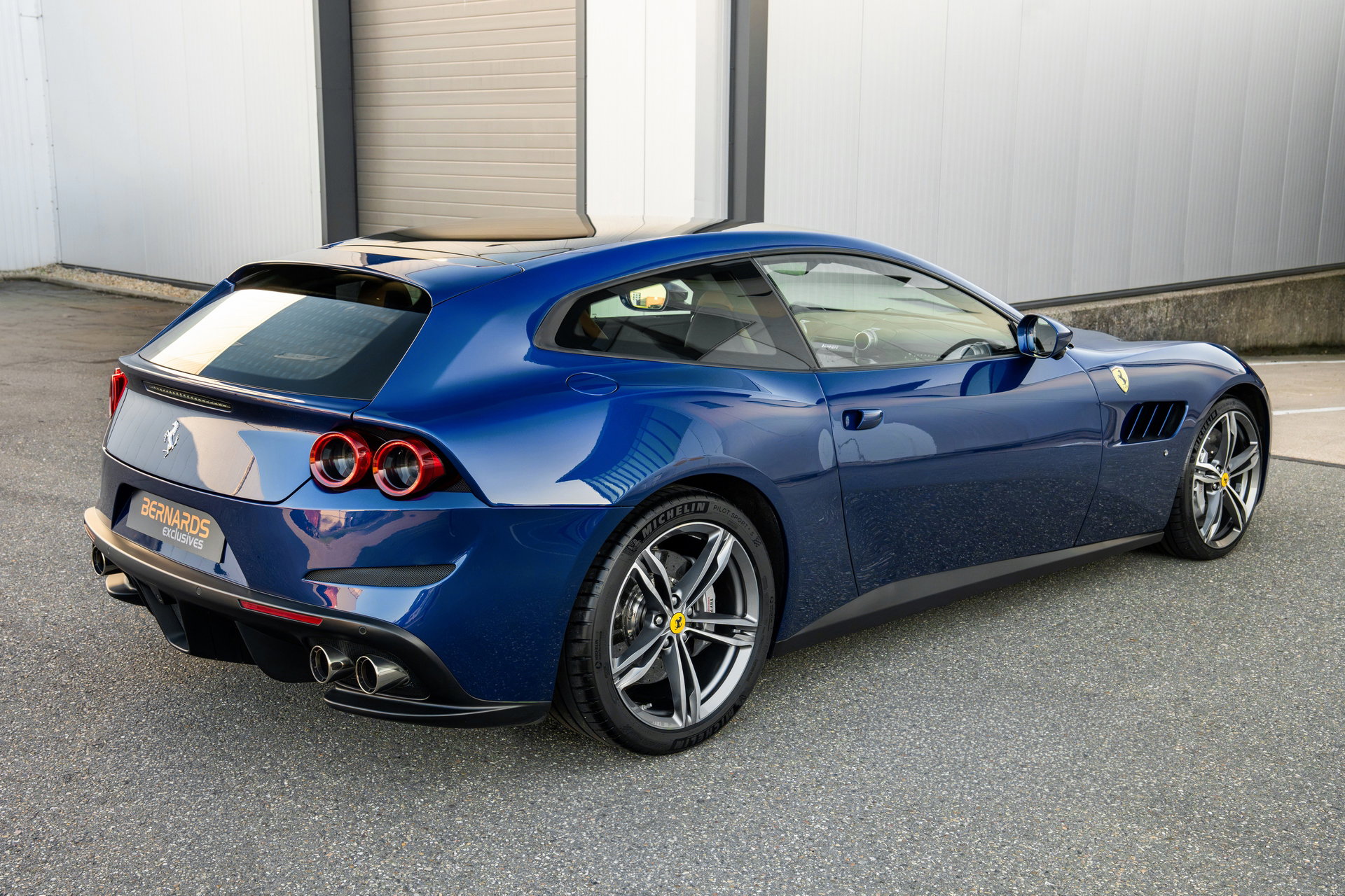 Ferrari GTC4Lusso 6.3 V12