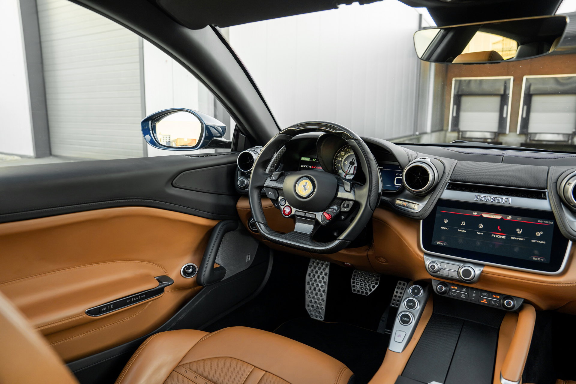Ferrari GTC4Lusso 6.3 V12