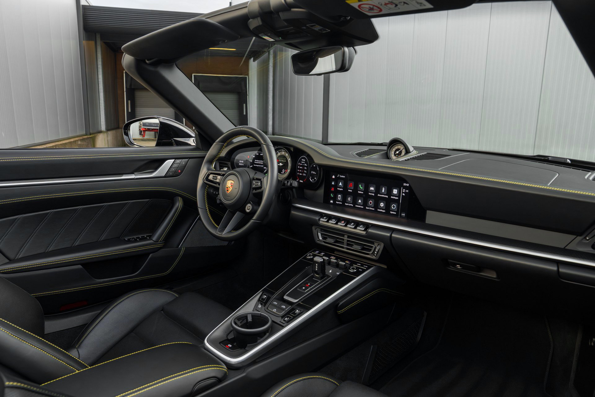 Porsche 911 (992) Turbo S Cabriolet