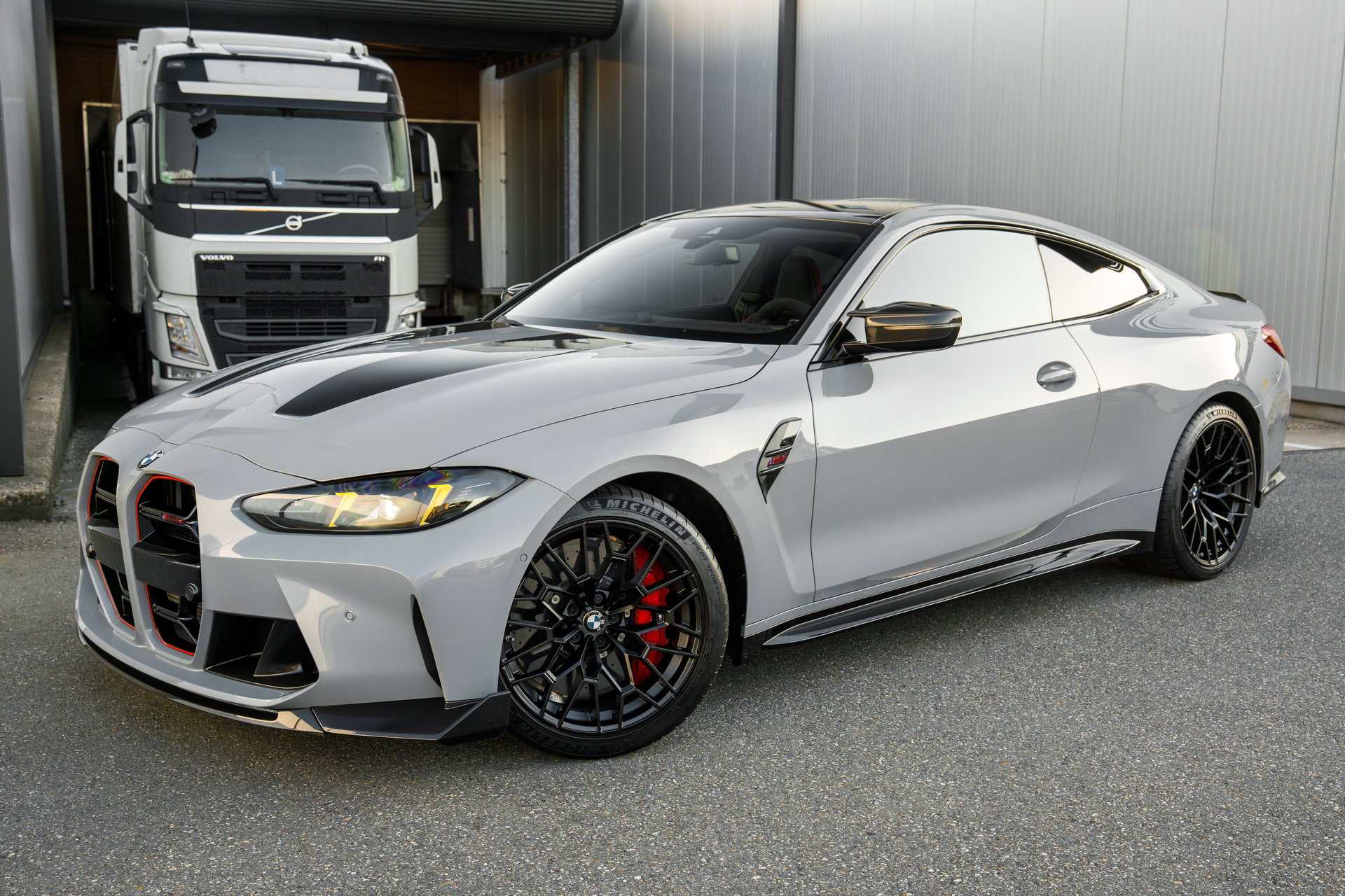 BMW M4 CS