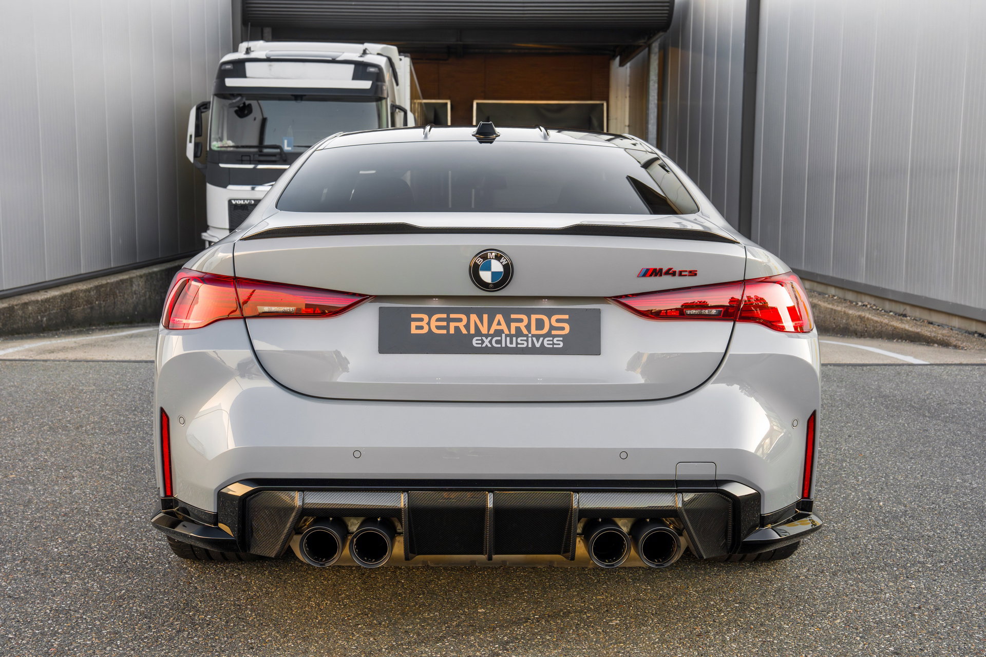 BMW M4 CS