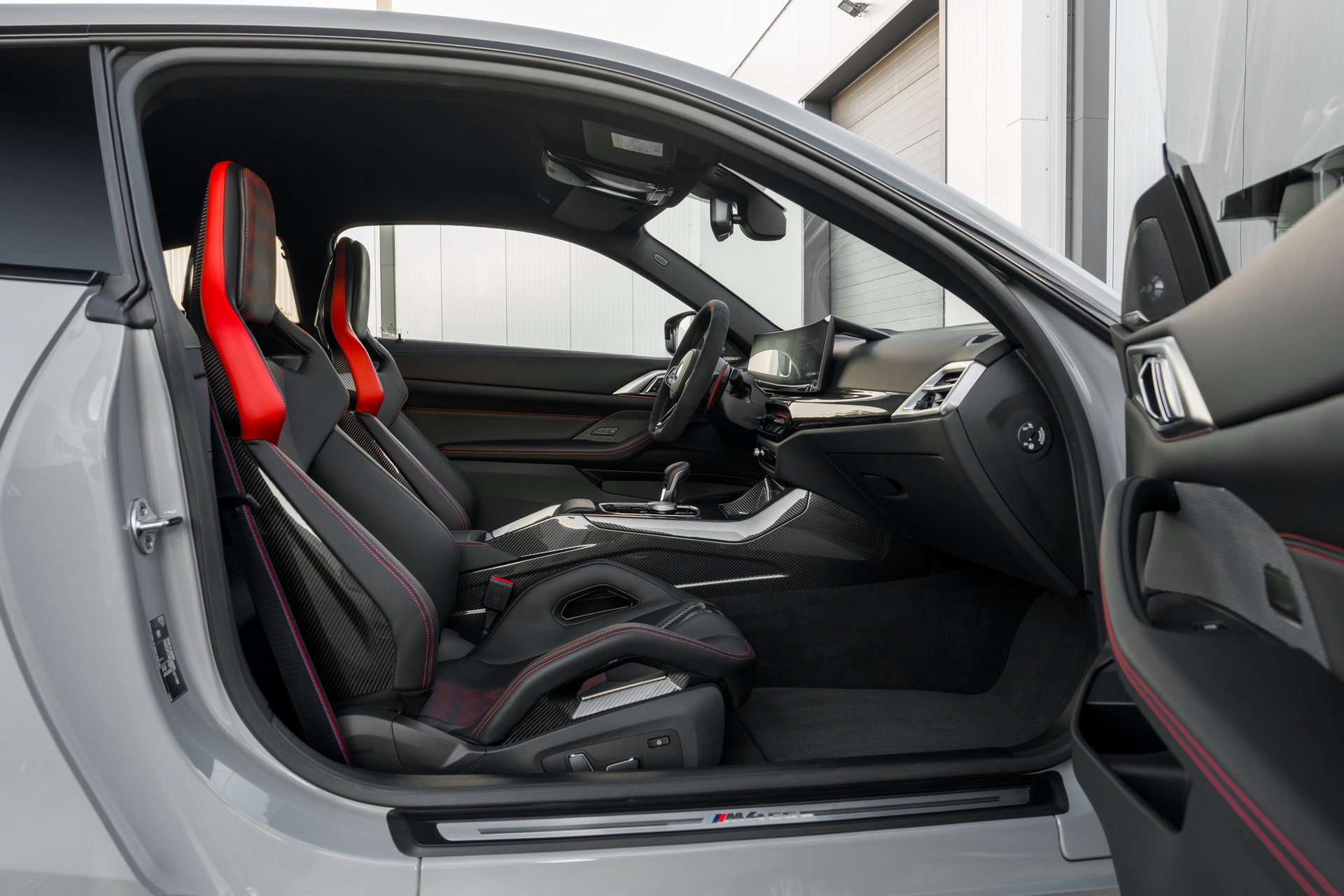 BMW M4 CS