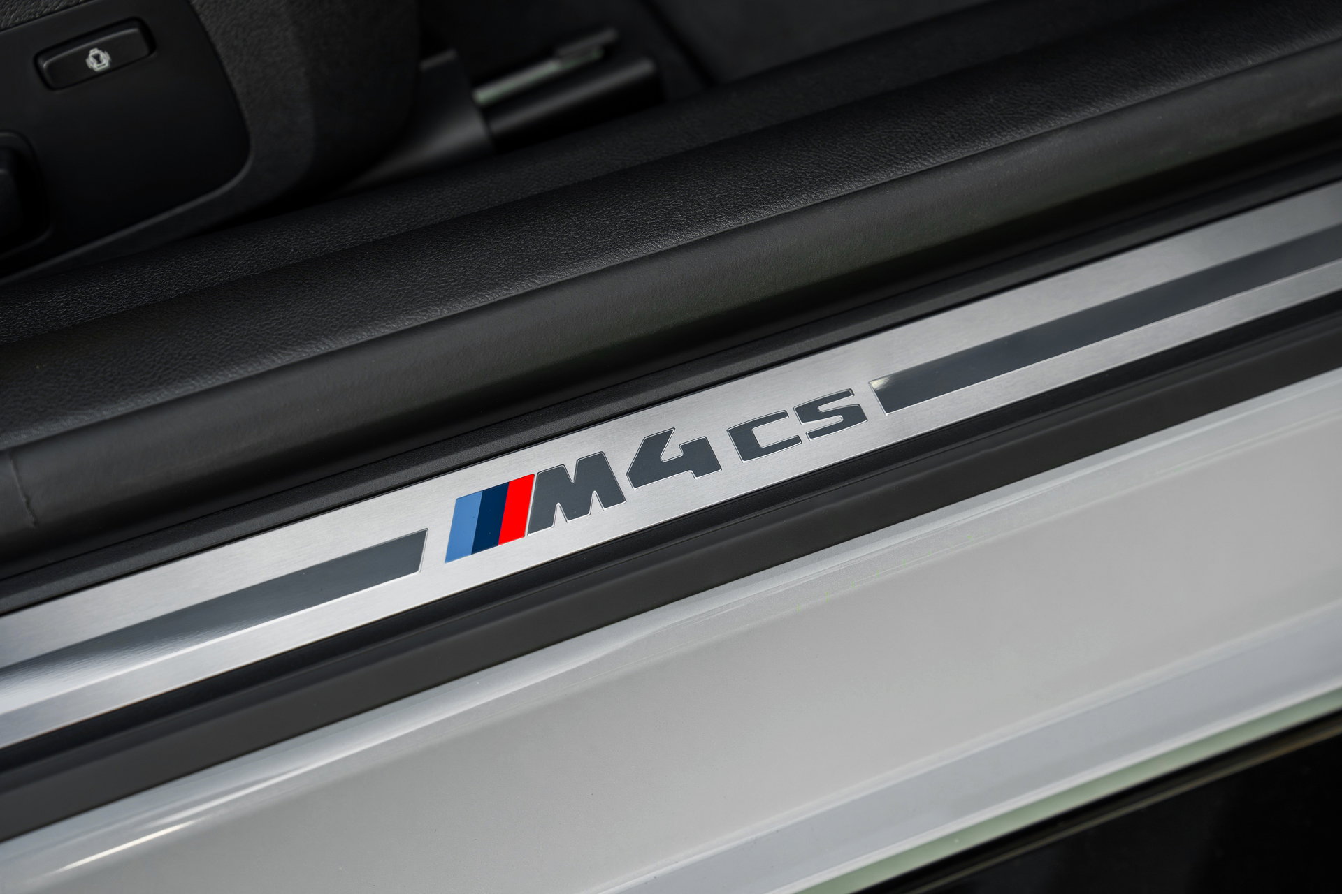 BMW M4 CS