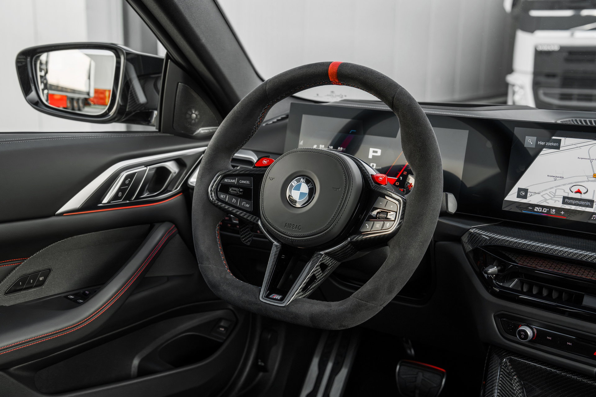 BMW M4 CS