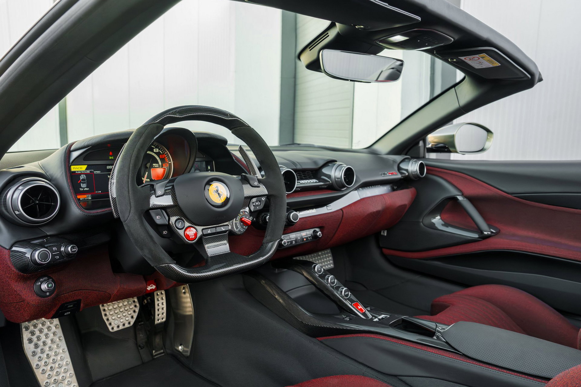 Ferrari 812 GTS