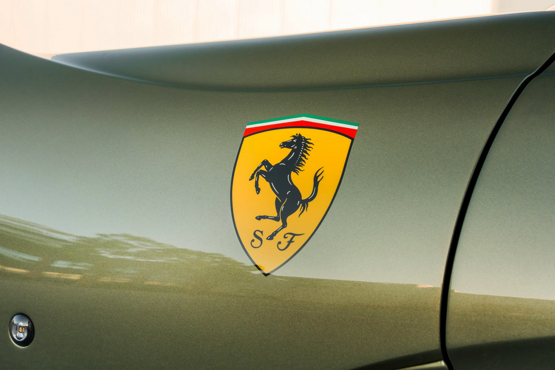 Ferrari 812 GTS