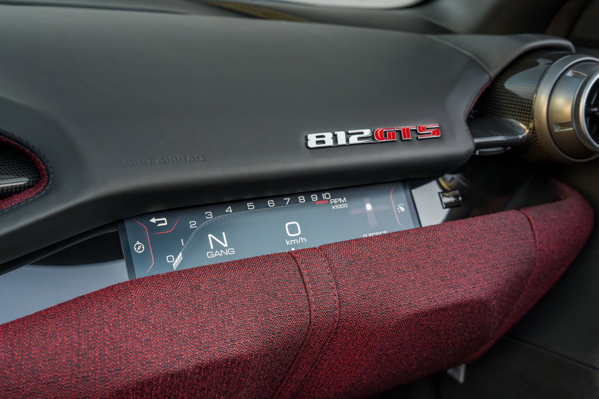 Ferrari 812 GTS