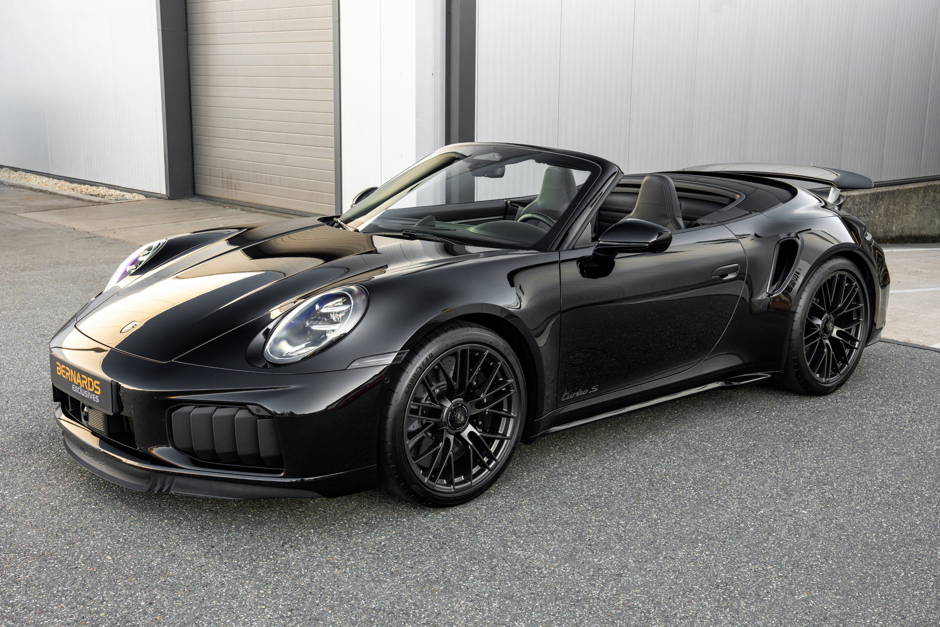 Porsche 911 (992.2) Turbo S Cabriolet