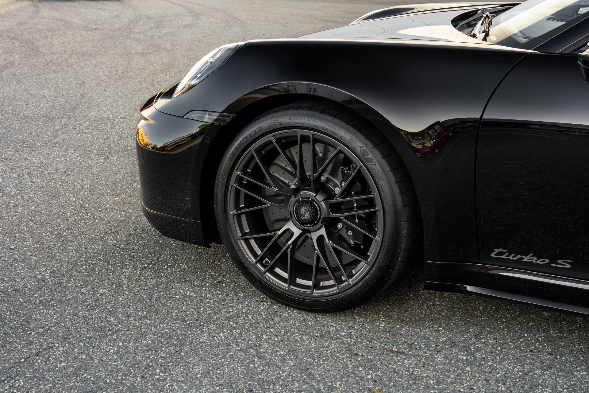 Porsche 911 (992.2) Turbo S Cabriolet