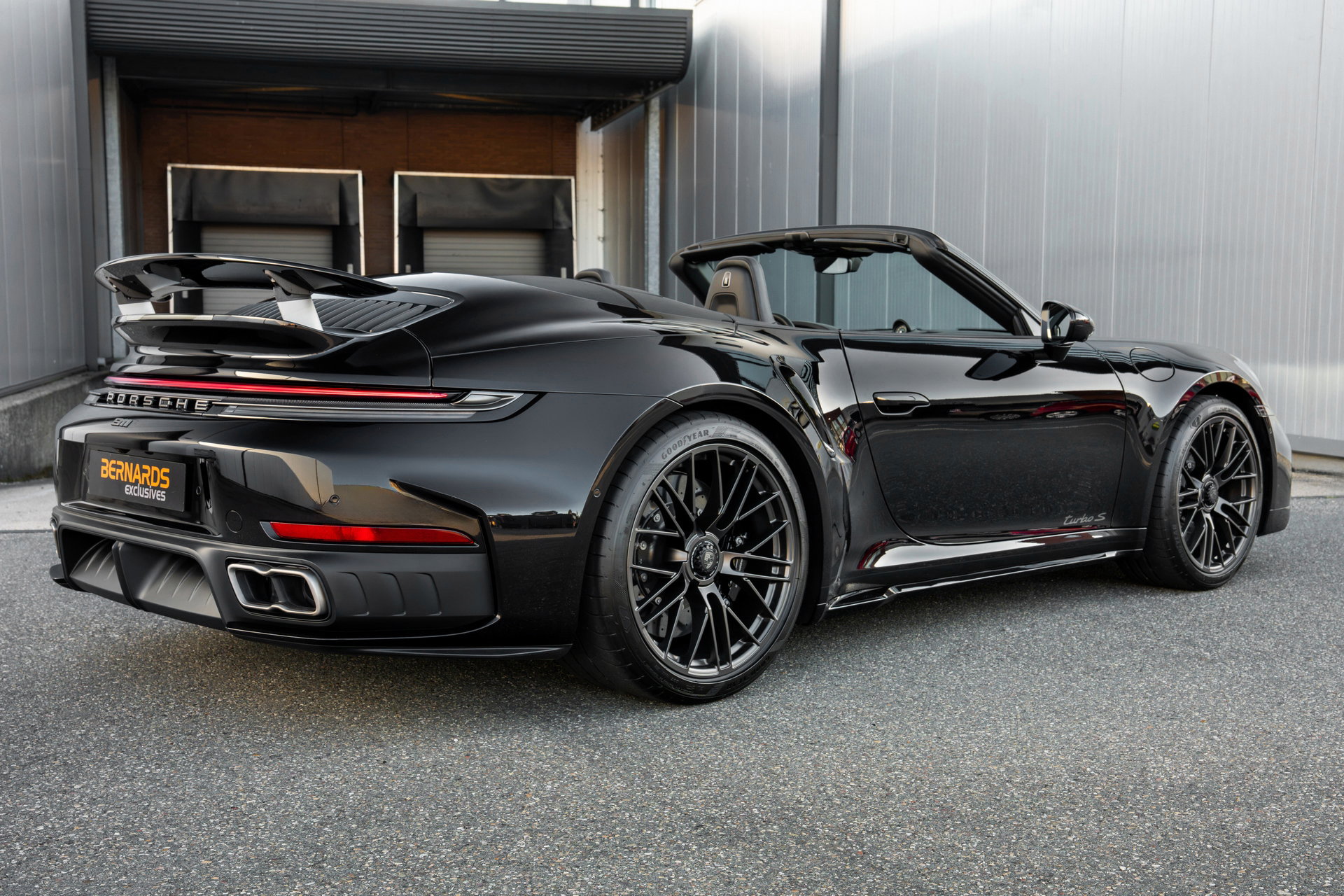 Porsche 911 (992.2) Turbo S Cabriolet