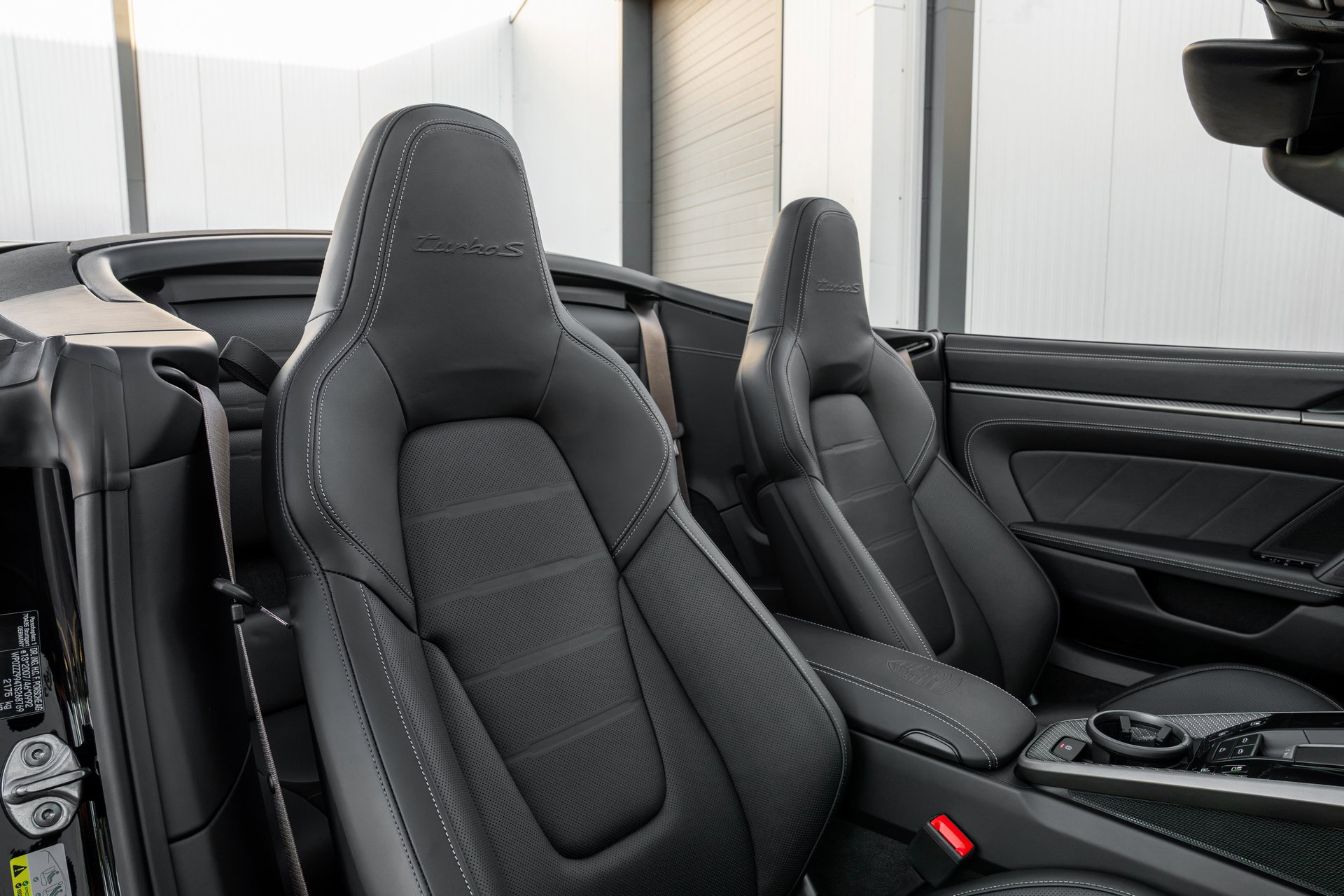 Porsche 911 (992.2) Turbo S Cabriolet