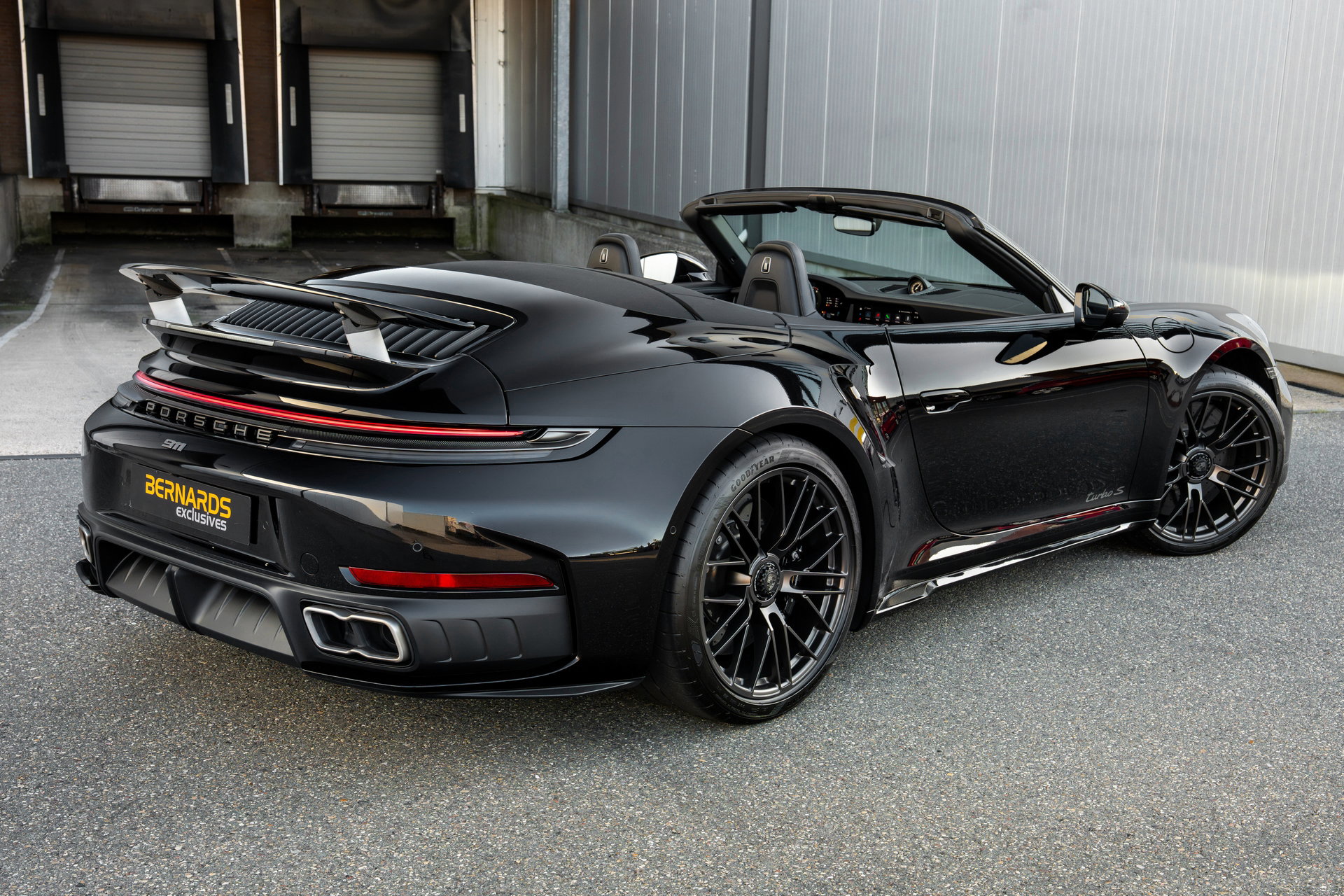 Porsche 911 (992.2) Turbo S Cabriolet