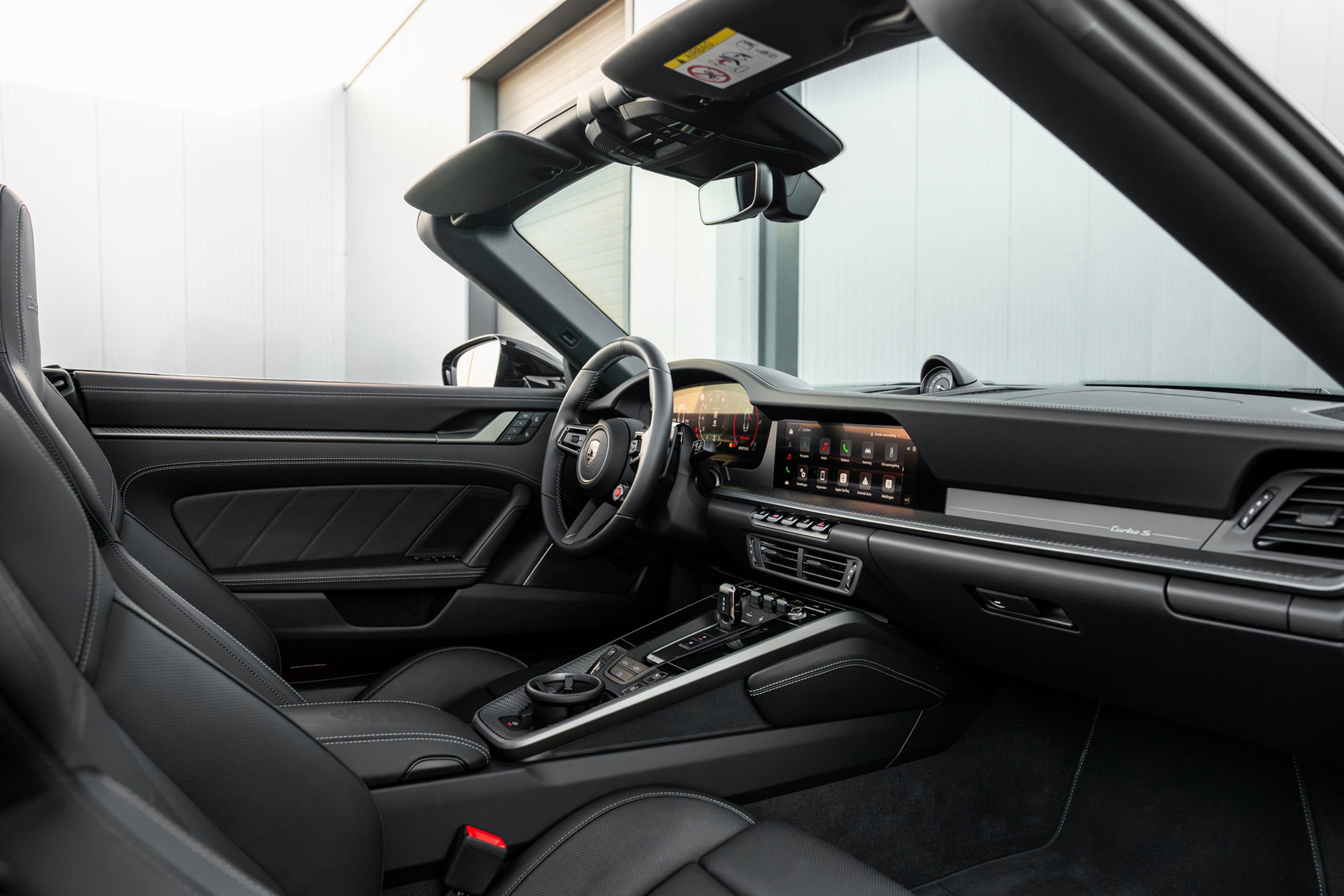 Porsche 911 (992.2) Turbo S Cabriolet