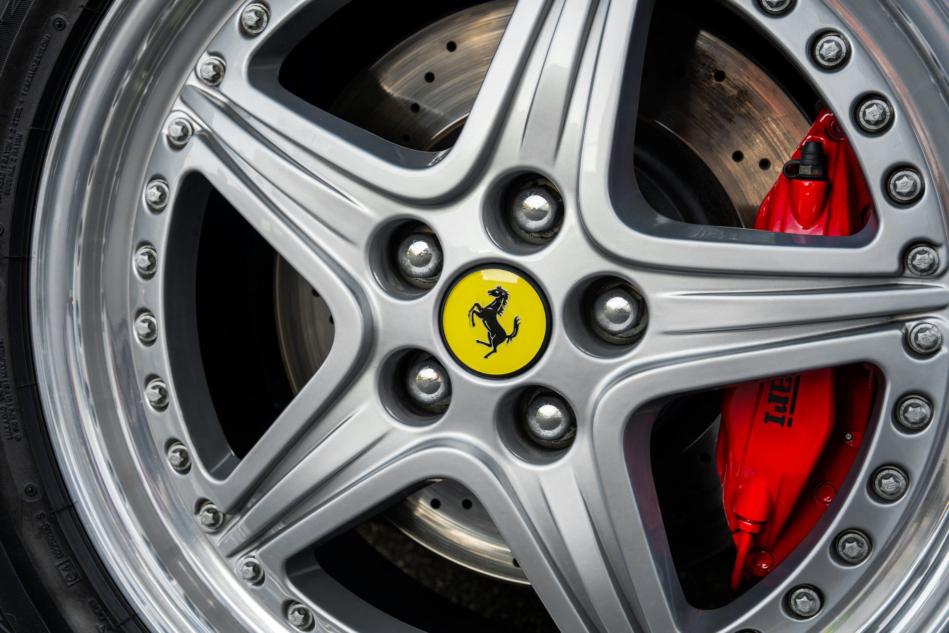 Ferrari 550 Barchetta Pininfarina