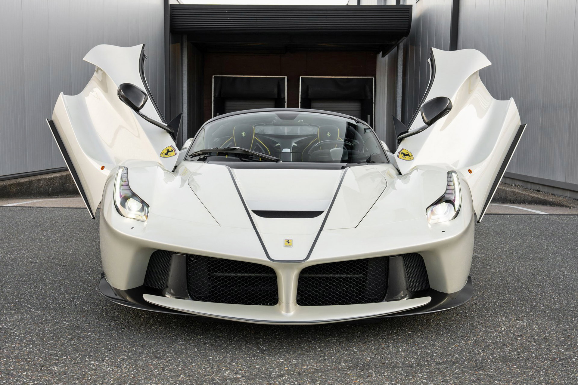 Ferrari LaFerrari Aperta