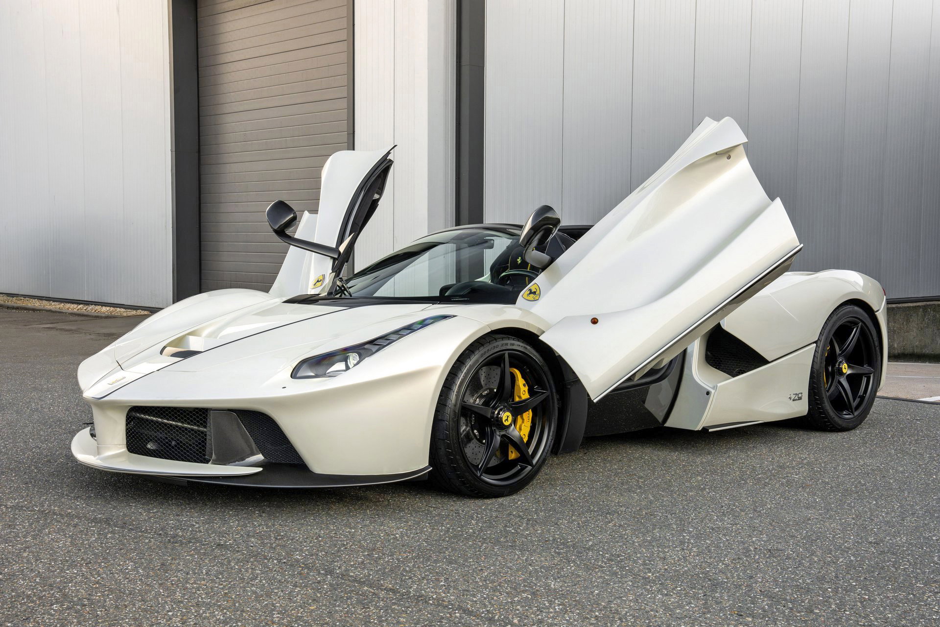 Ferrari LaFerrari Aperta