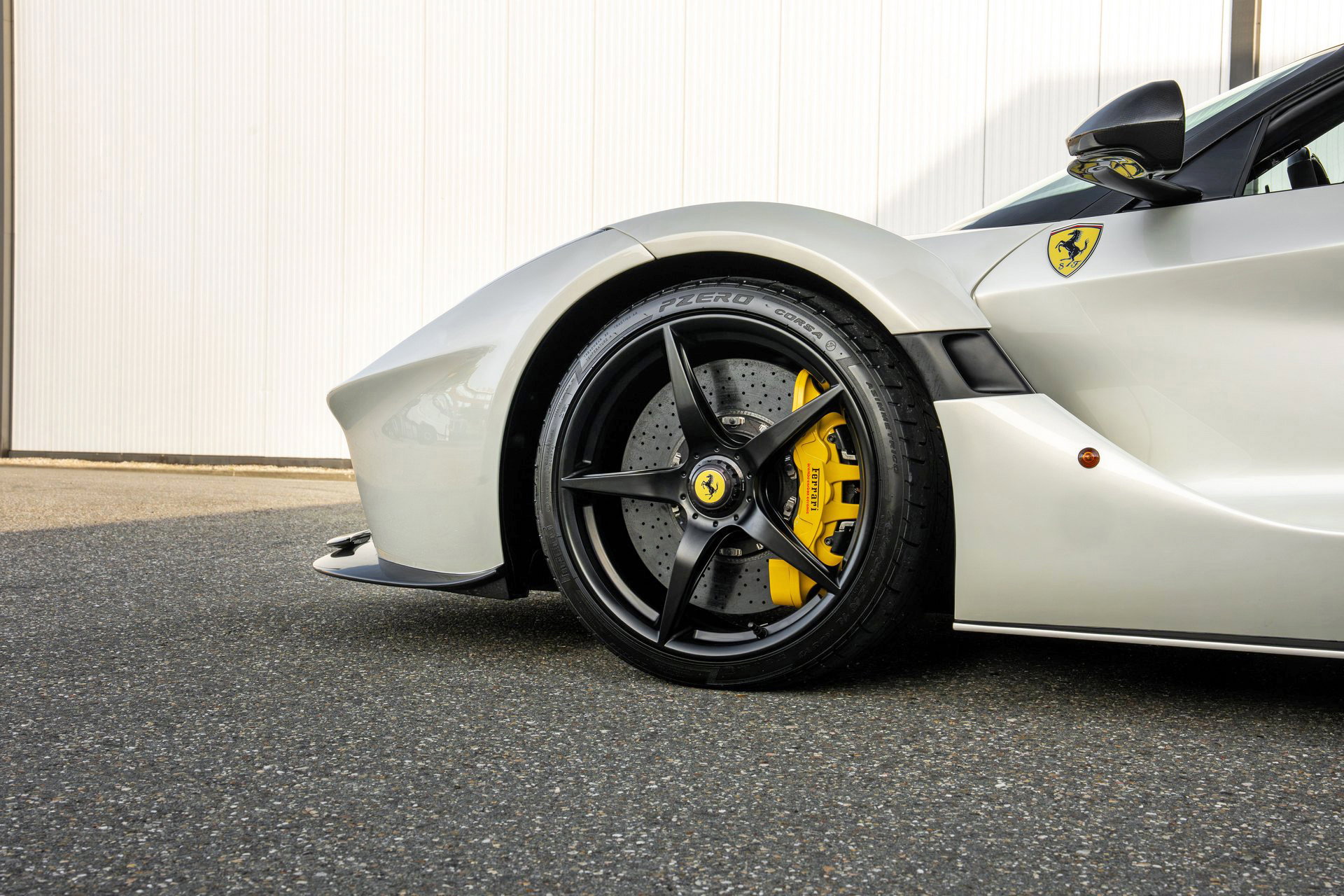 Ferrari LaFerrari Aperta