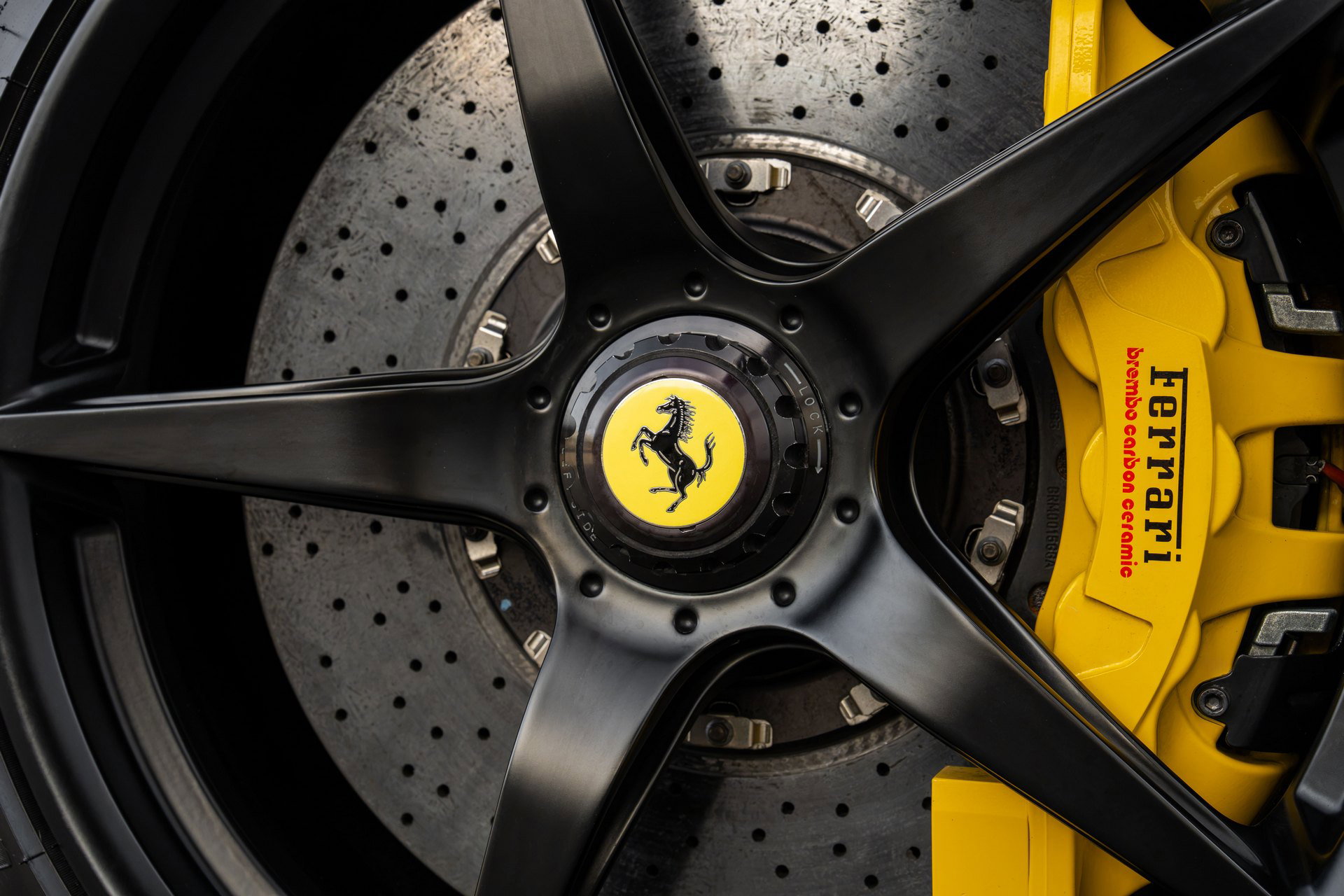 Ferrari LaFerrari Aperta