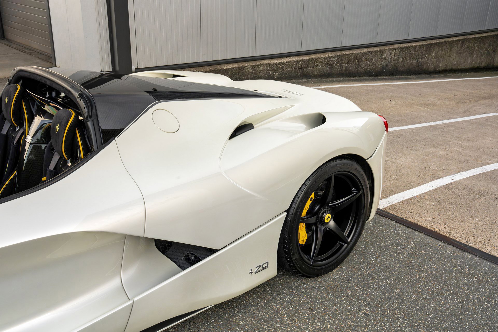 Ferrari LaFerrari Aperta