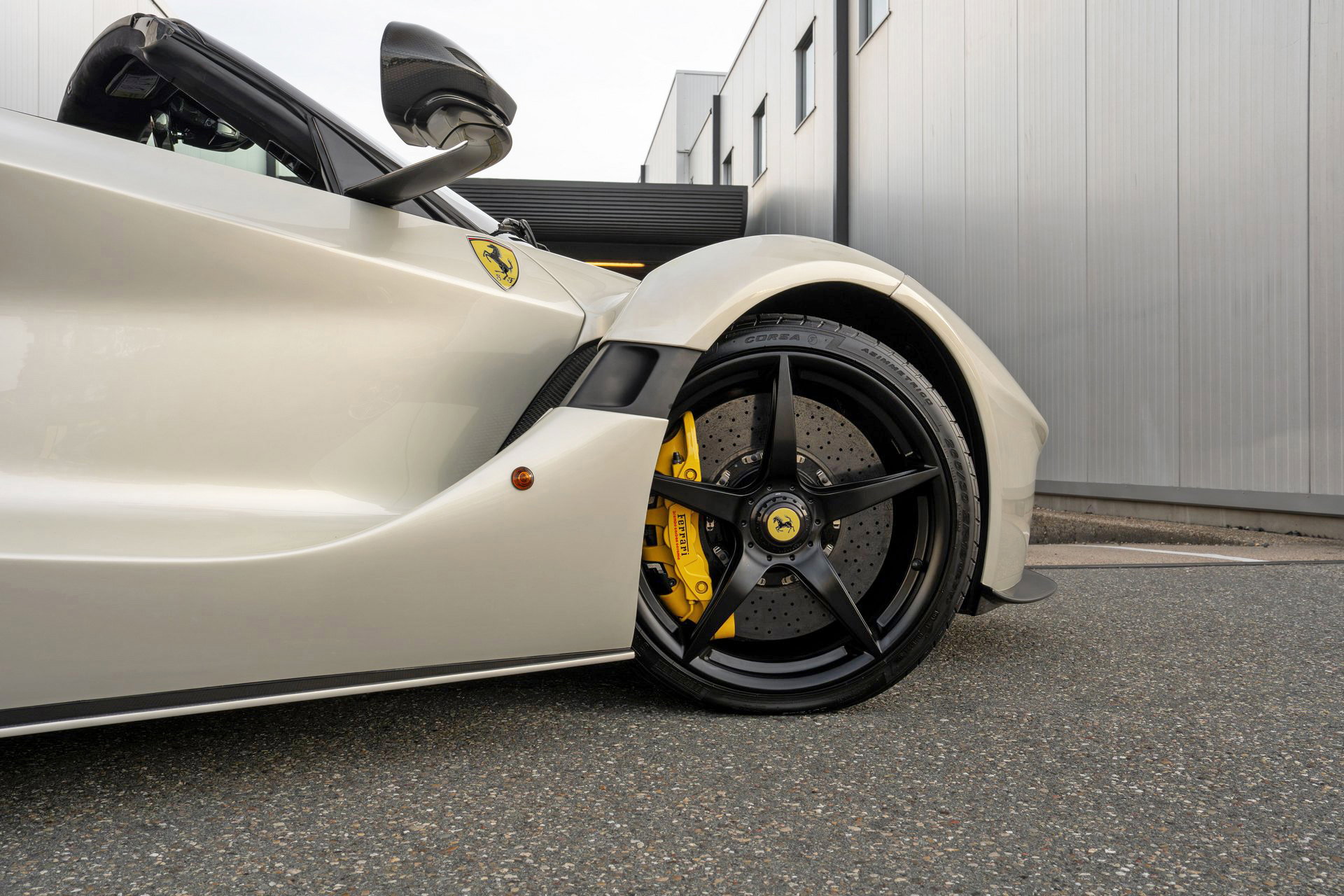 Ferrari LaFerrari Aperta