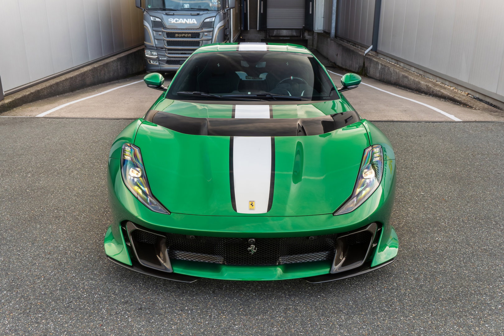 Ferrari 812 Competizione