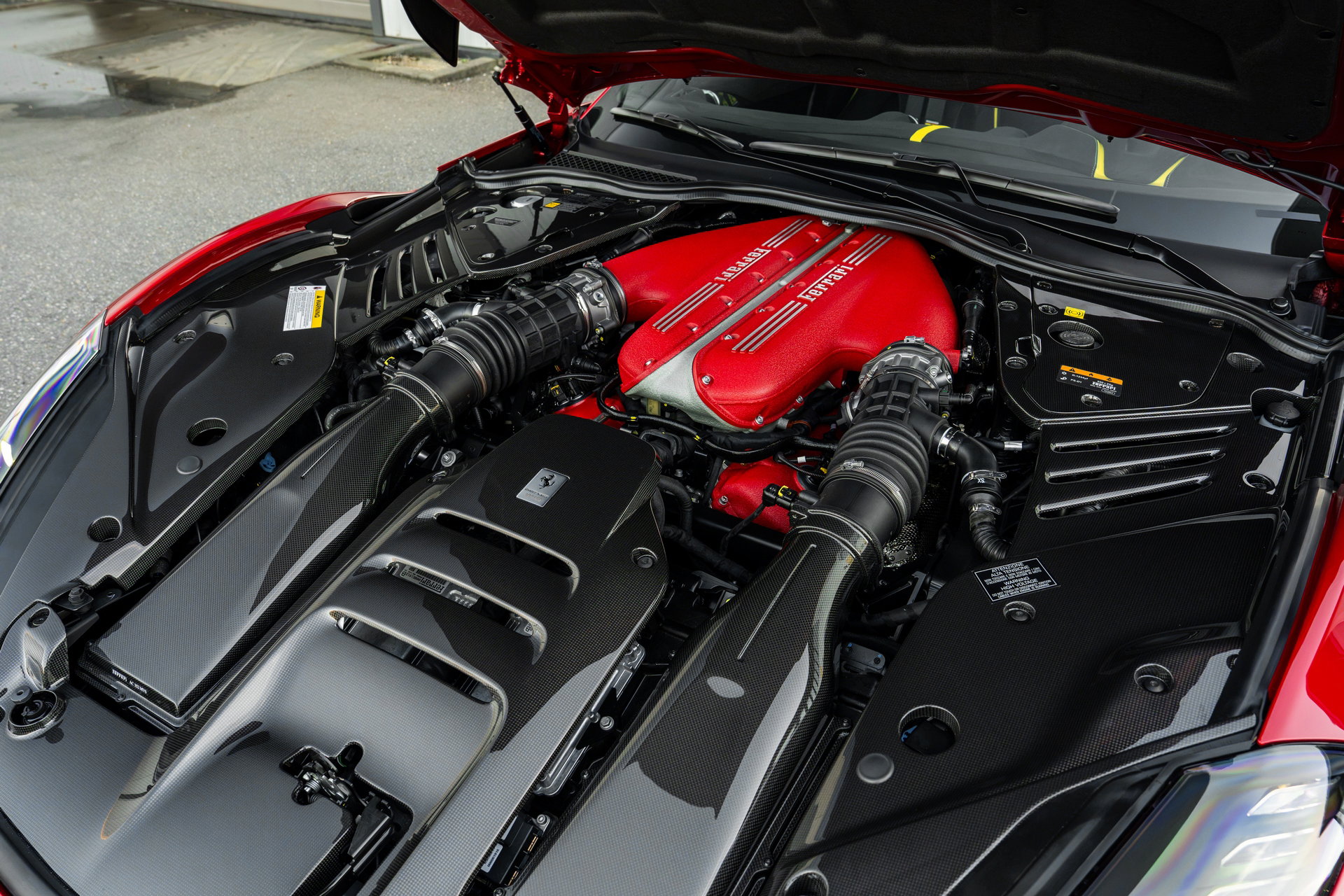 Ferrari 812 Competizione