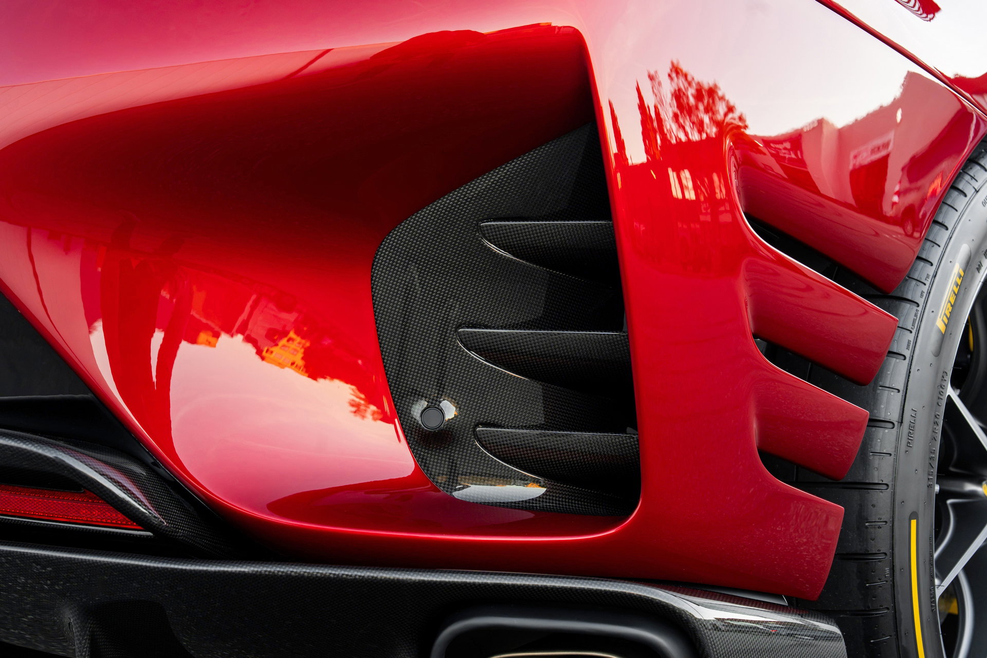Ferrari 812 Competizione