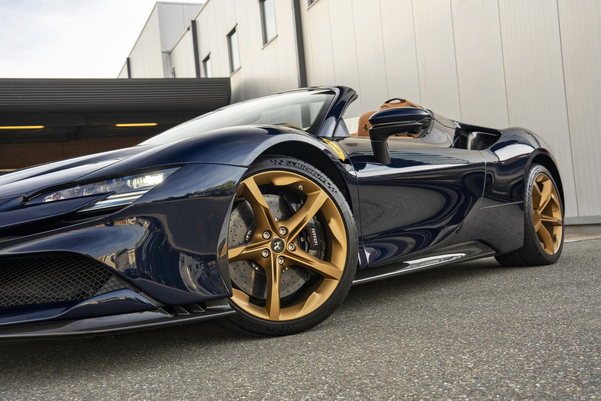 Ferrari SF90 Spider