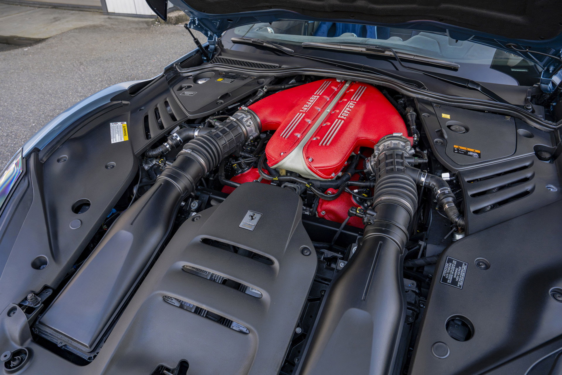 Ferrari 812 Competizione Aperta