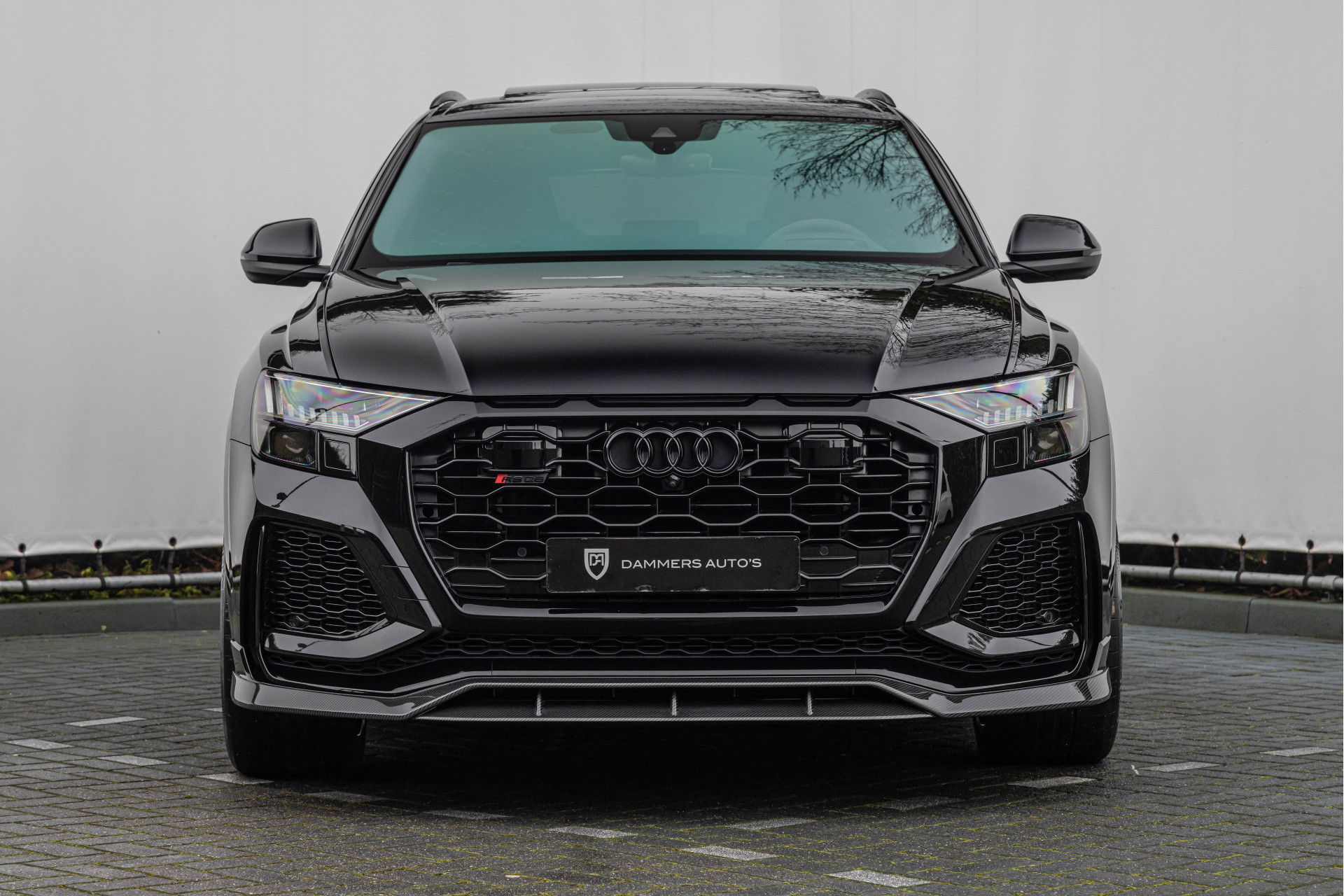 Audi RSQ8