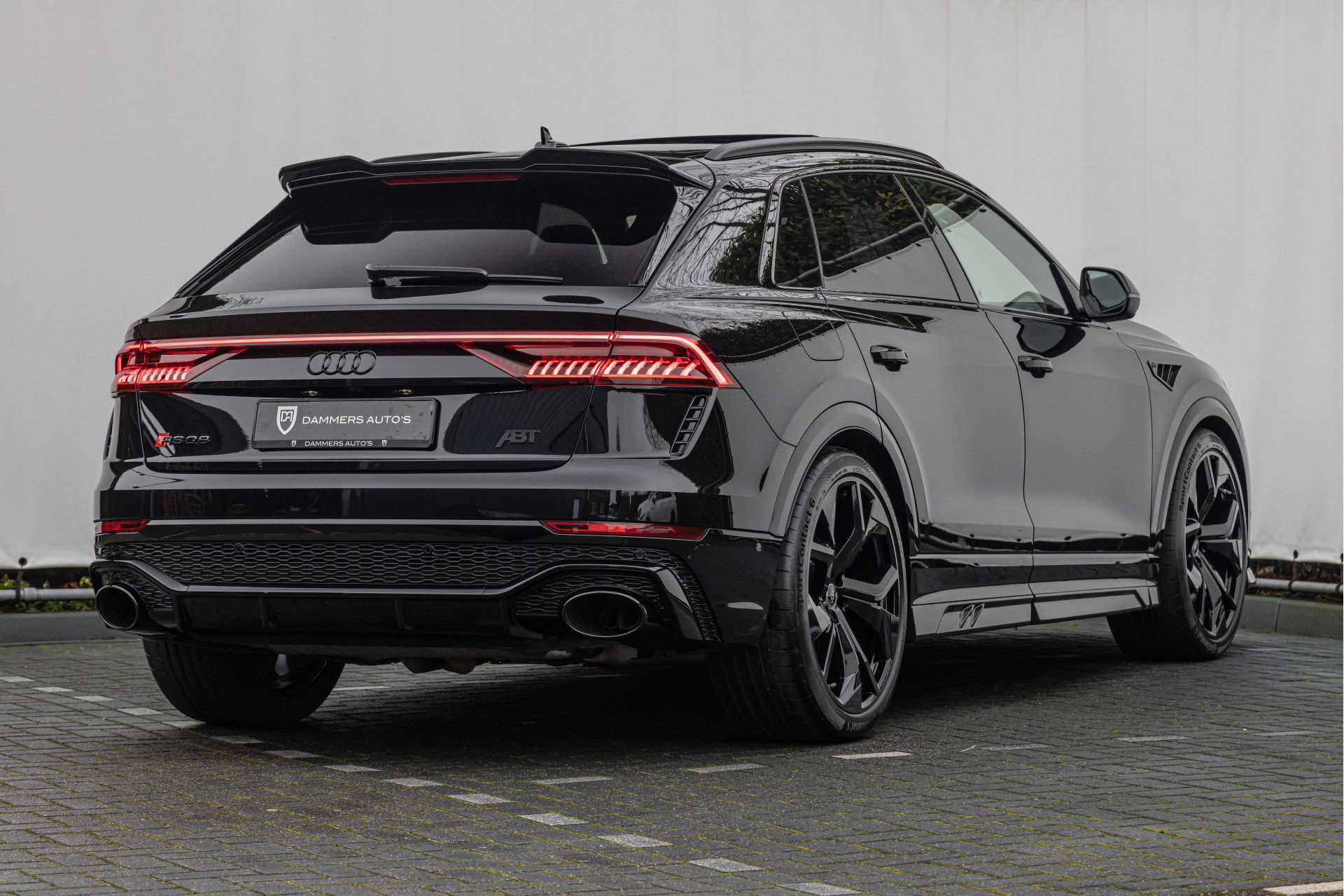 Audi RSQ8