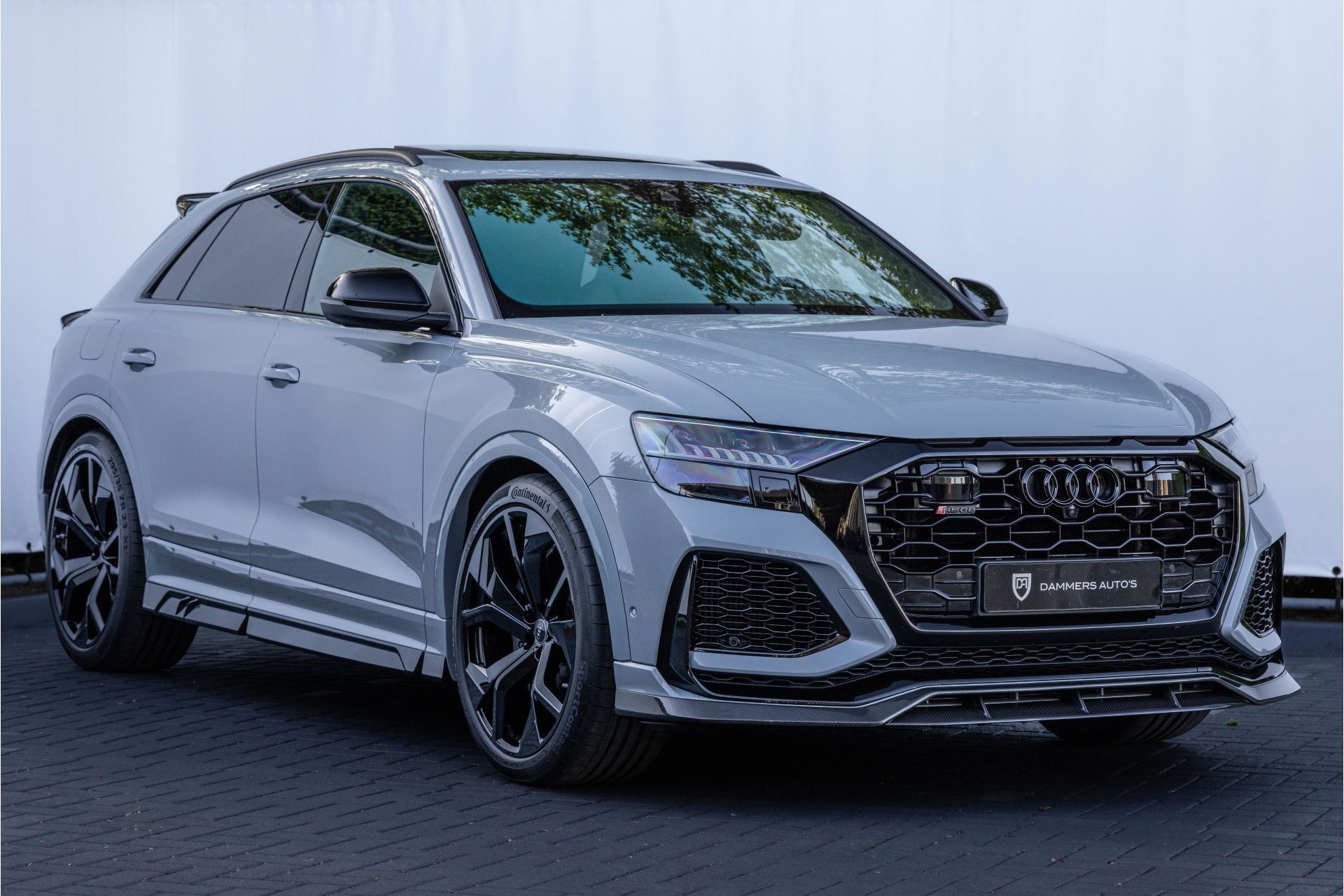 Audi RSQ8