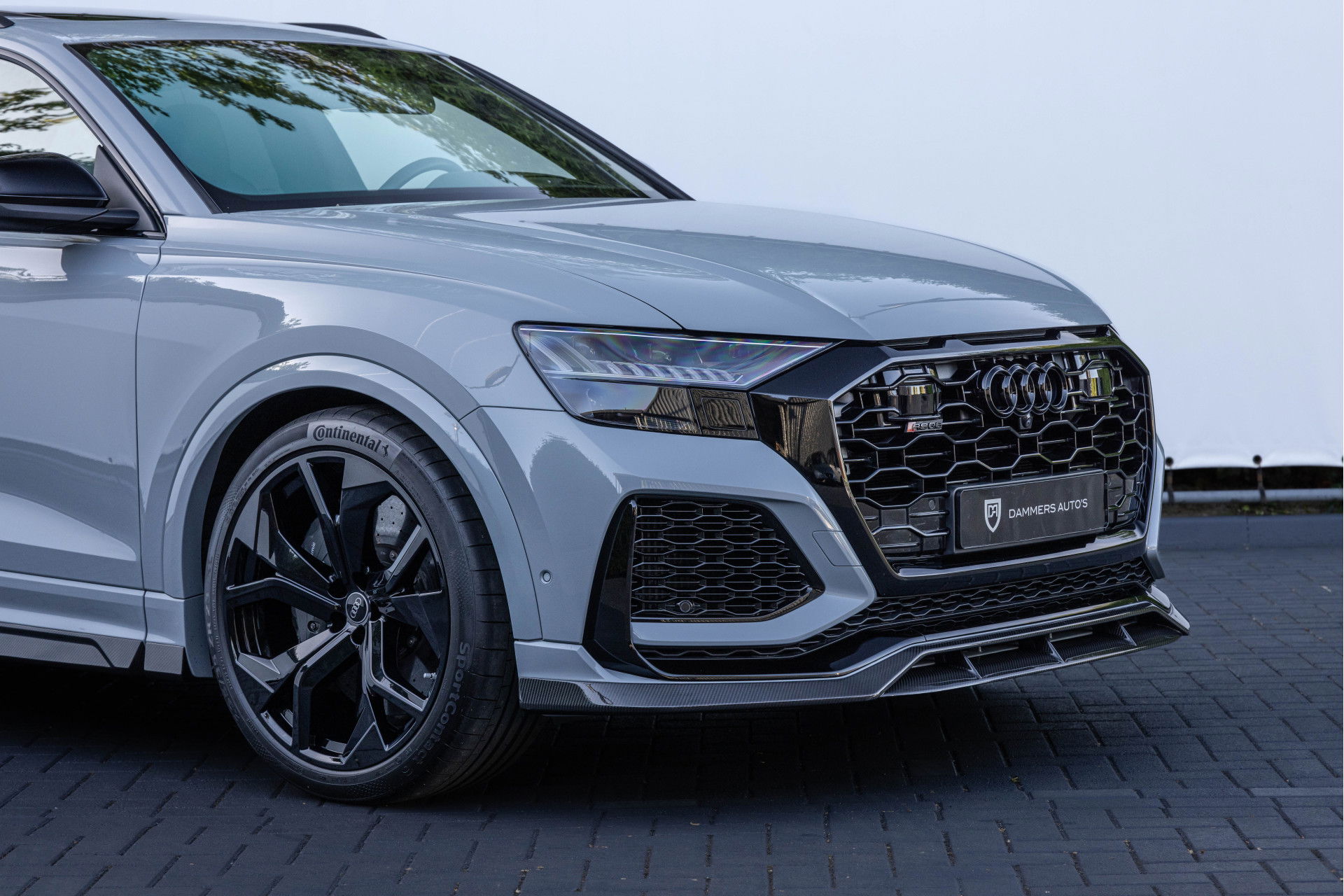 Audi RSQ8