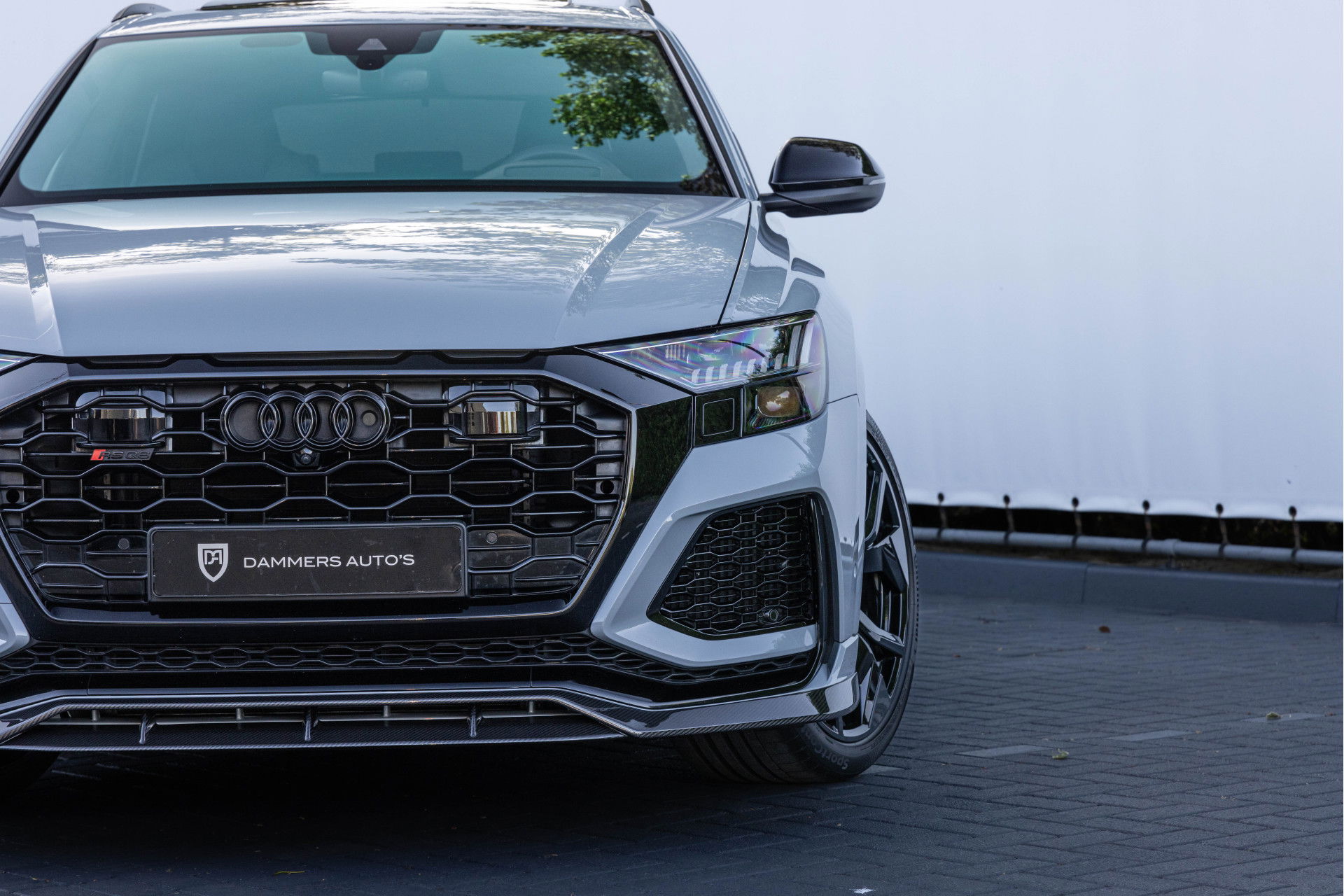 Audi RSQ8