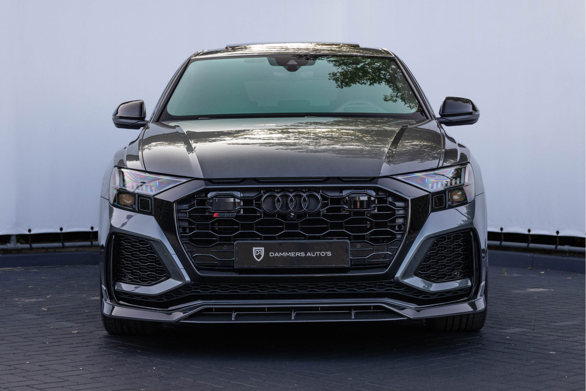 Audi RSQ8